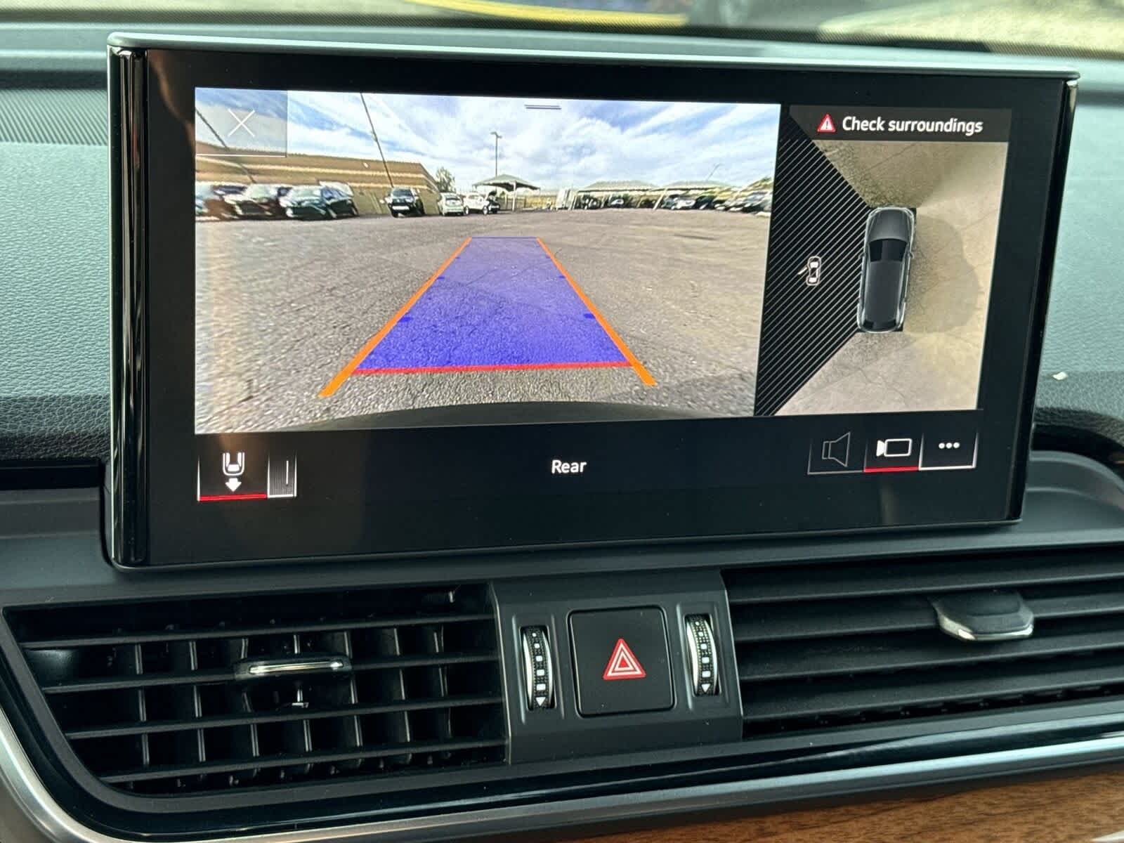 Thumbnail: 2023 Audi Q5 - 22