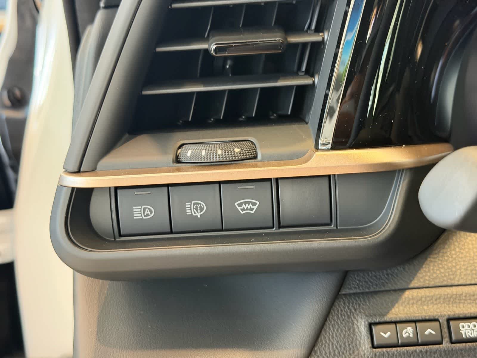 Thumbnail: 2026 Toyota Crown Signia - 20