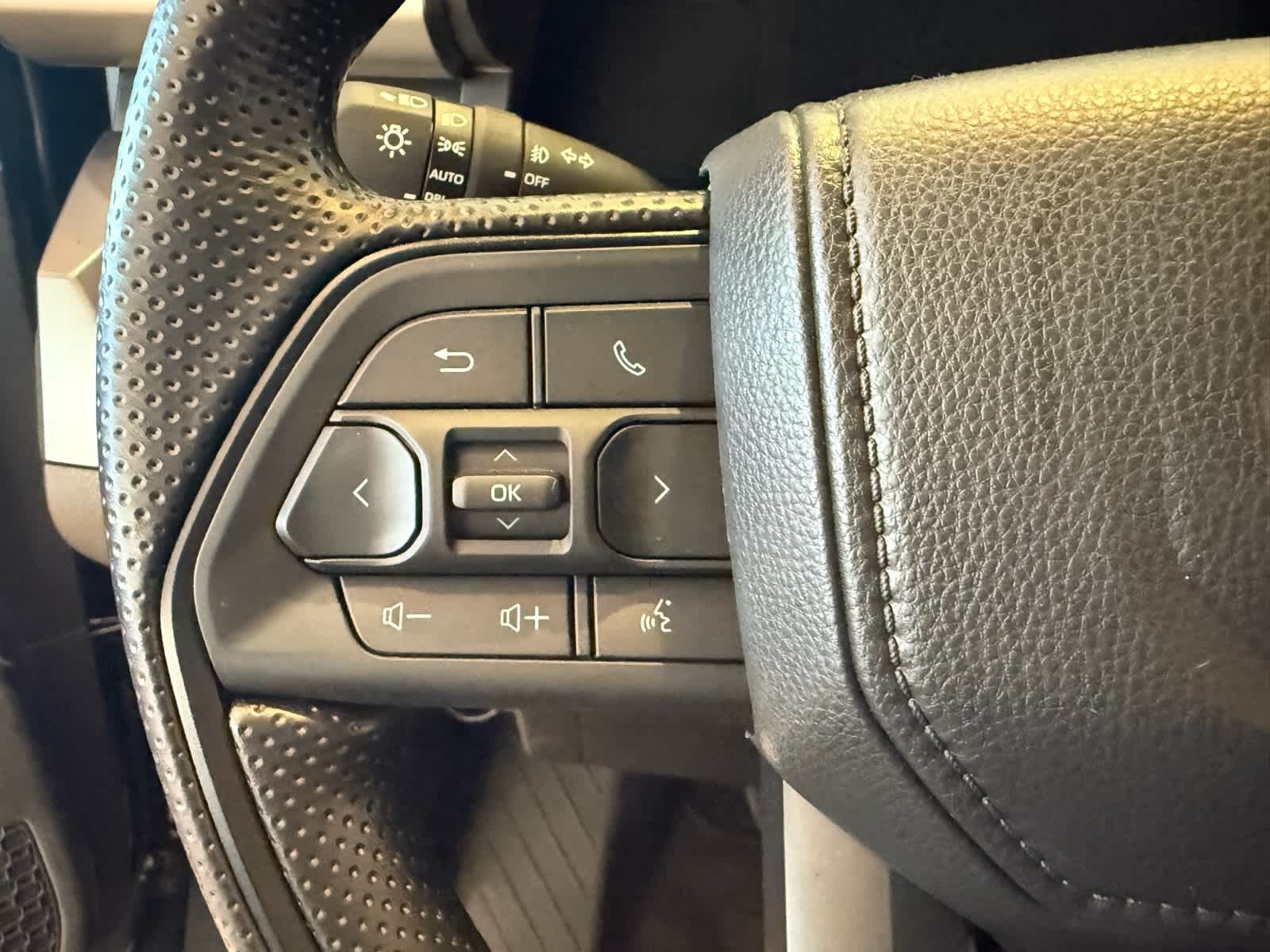 Thumbnail: 2025 Toyota Tacoma - 18