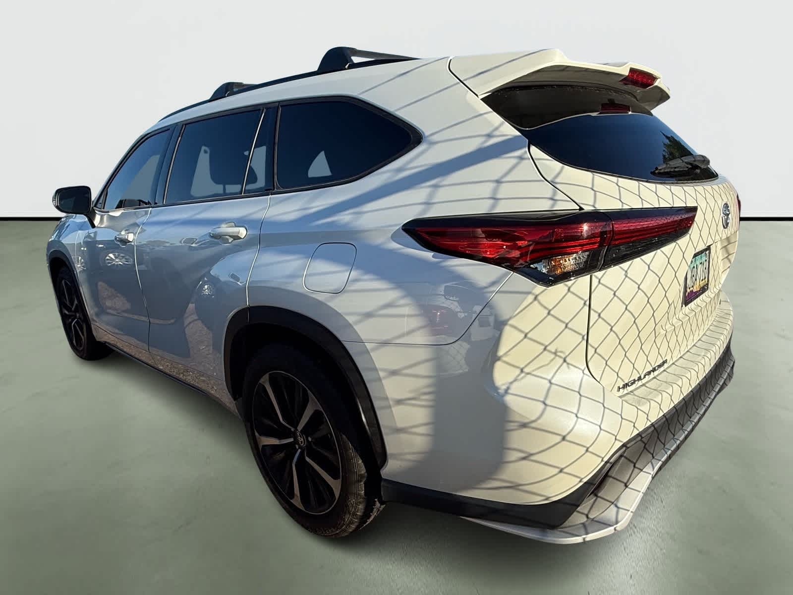 Thumbnail: 2021 Toyota Highlander - 3