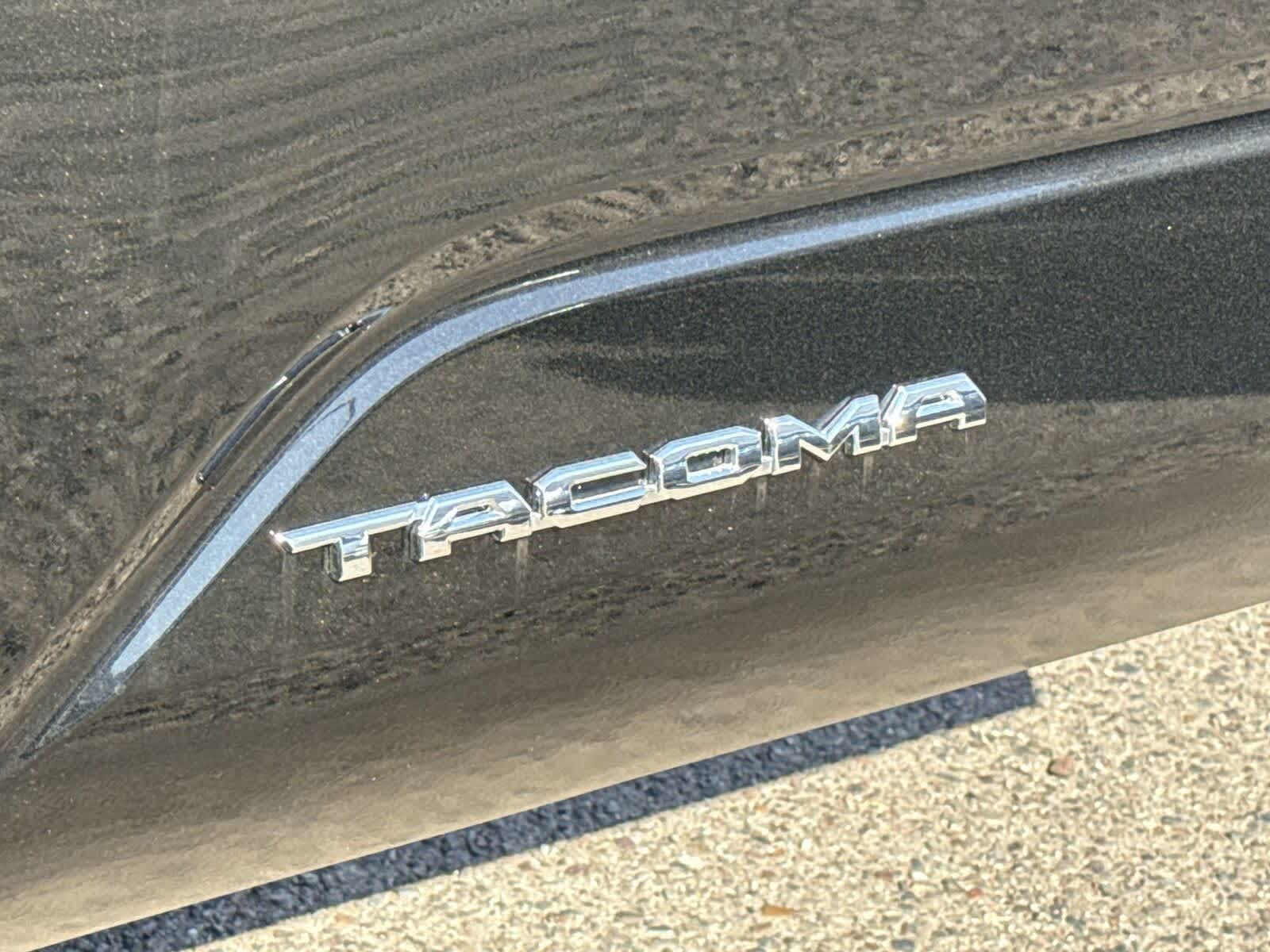Thumbnail: 2025 Toyota Tacoma - 33