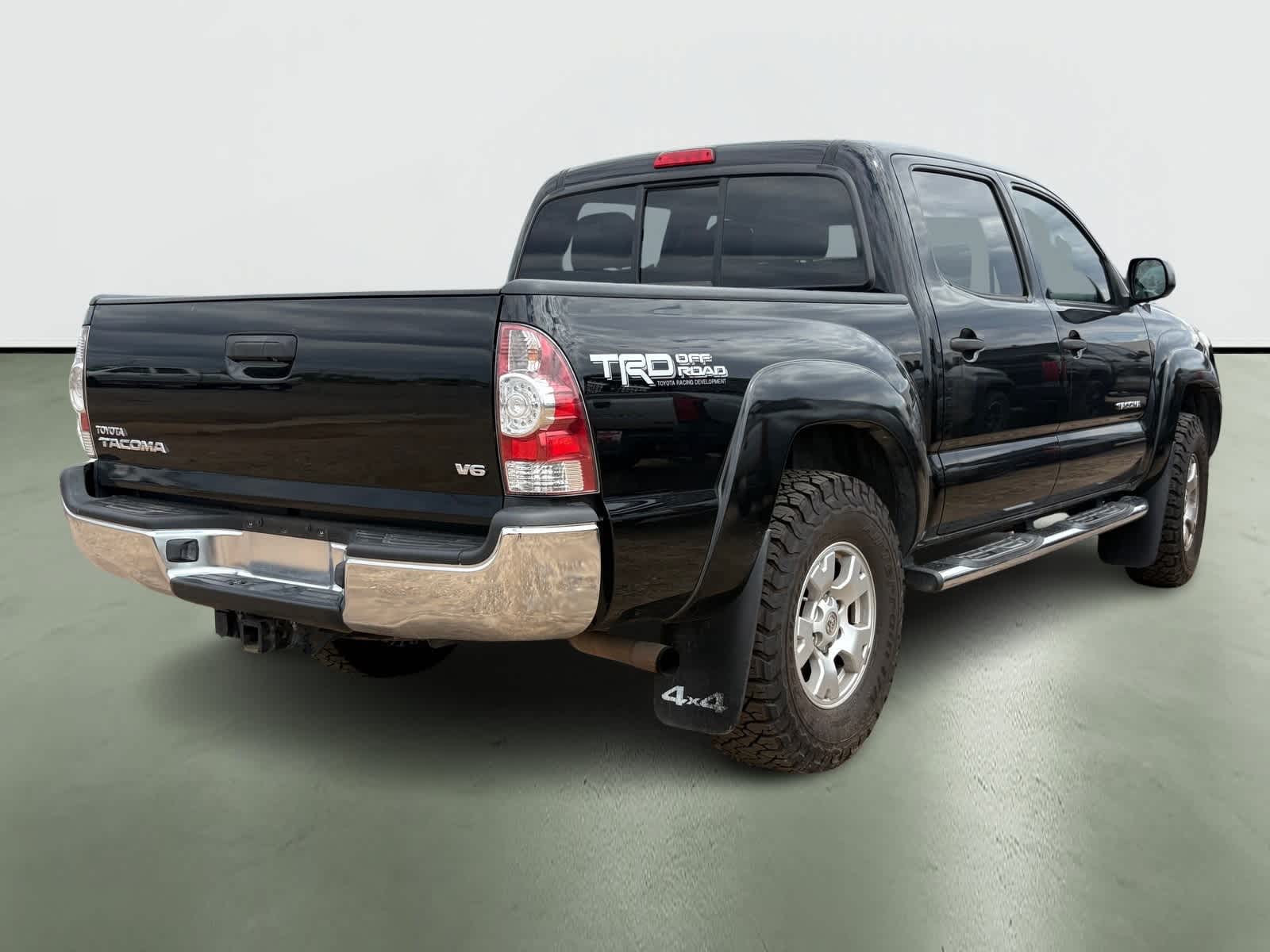 Thumbnail: 2013 Toyota Tacoma - 4