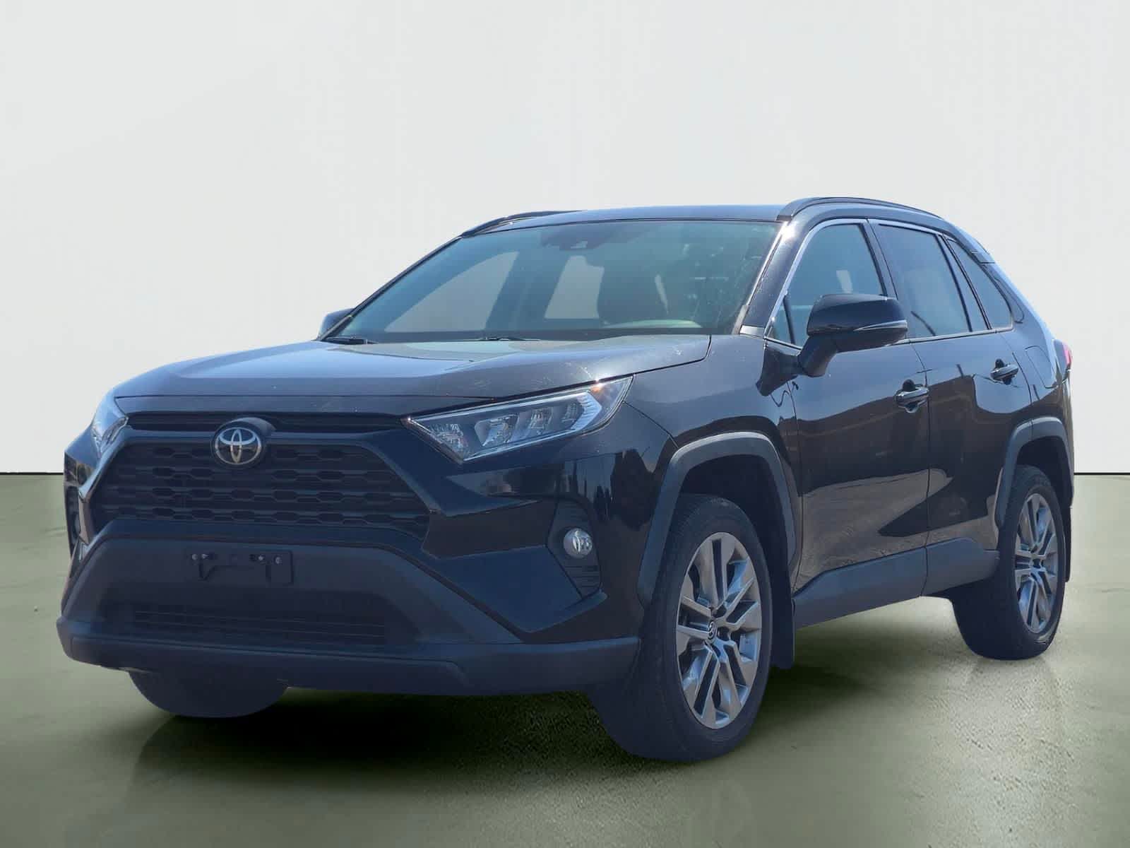 Thumbnail: 2020 Toyota RAV4 - 2