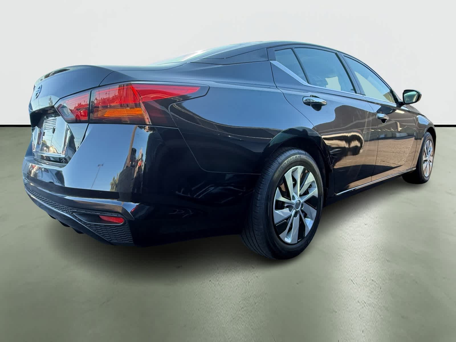 Thumbnail: 2022 Nissan Altima - 4