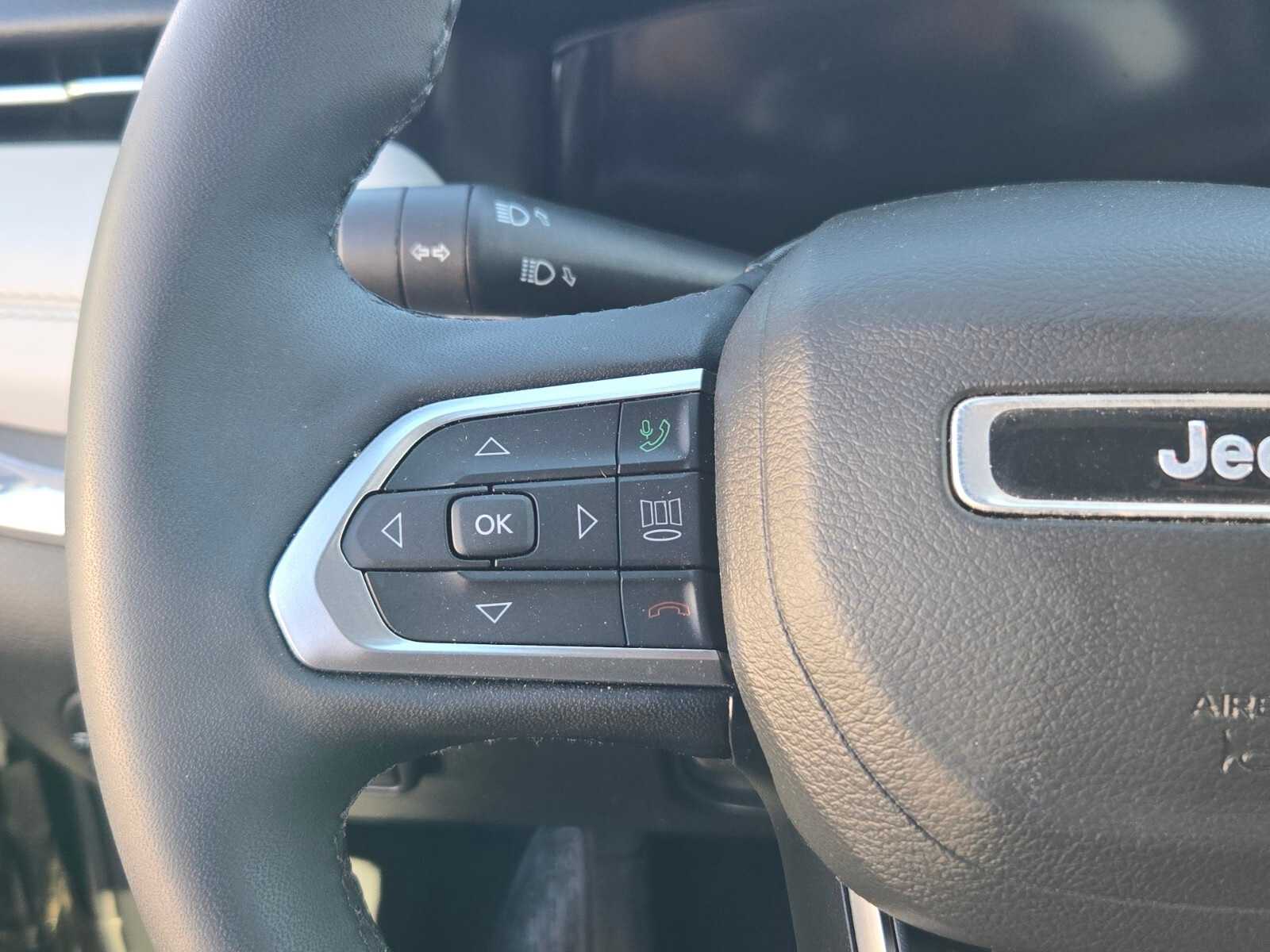 Thumbnail: 2023 Jeep Compass - 16