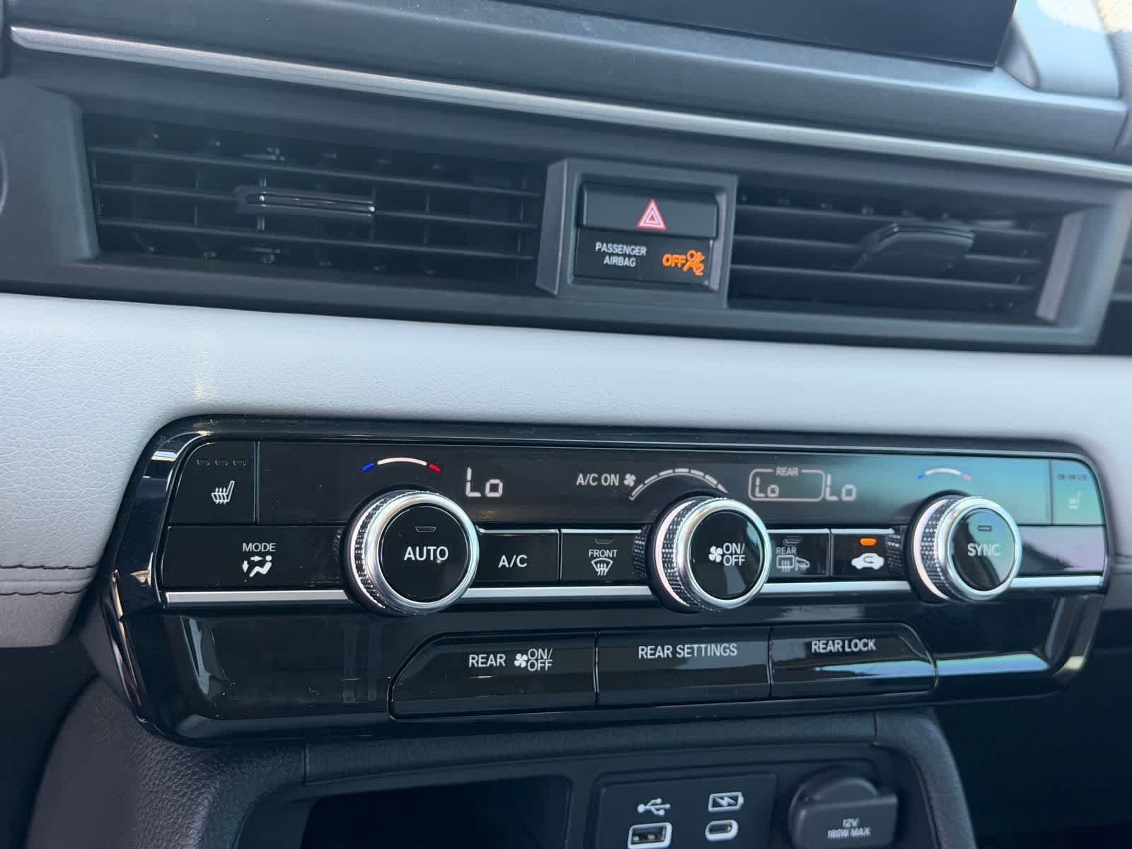 Thumbnail: 2024 Honda Pilot - 25