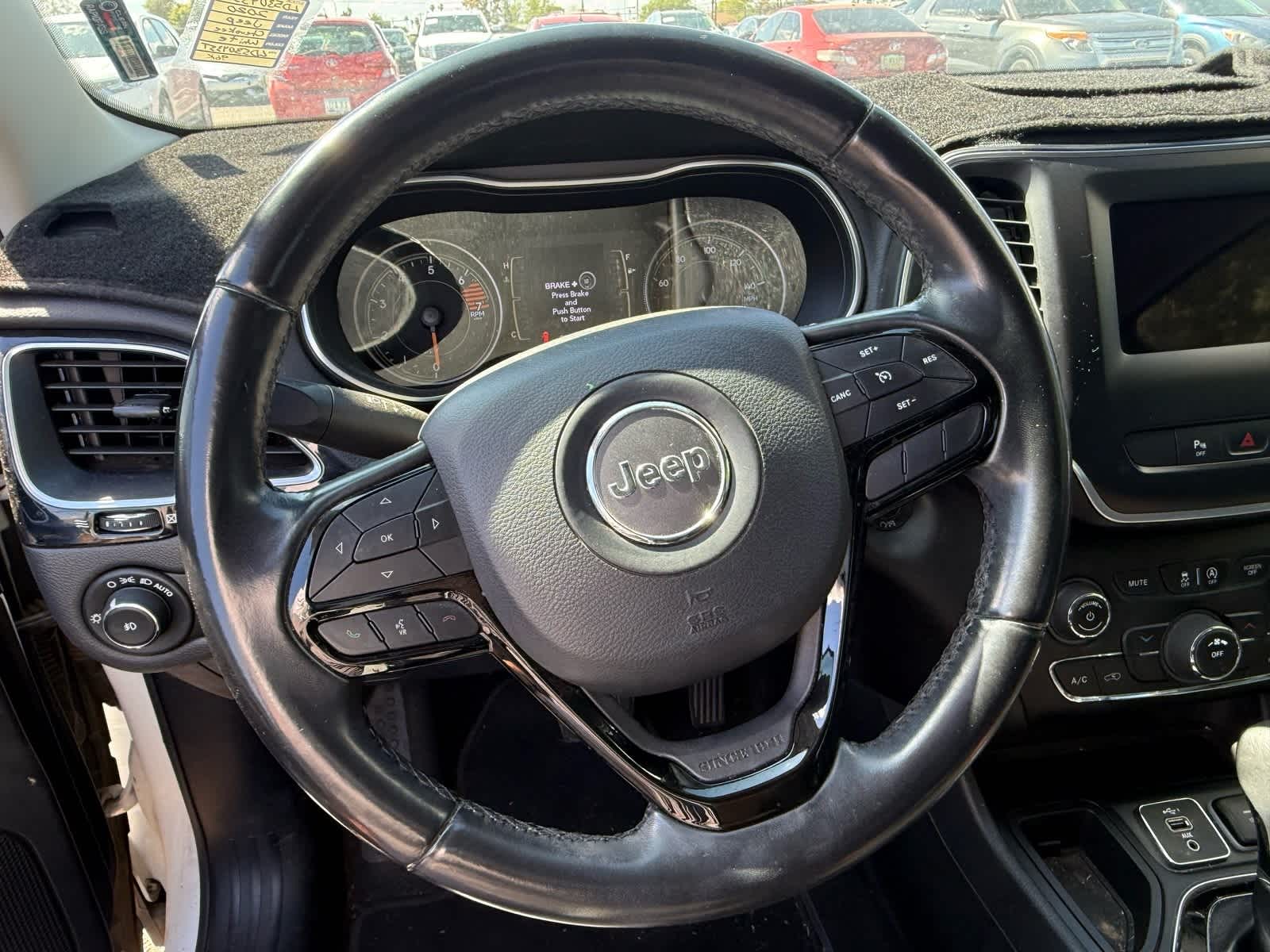 Thumbnail: 2020 Jeep Cherokee - 16