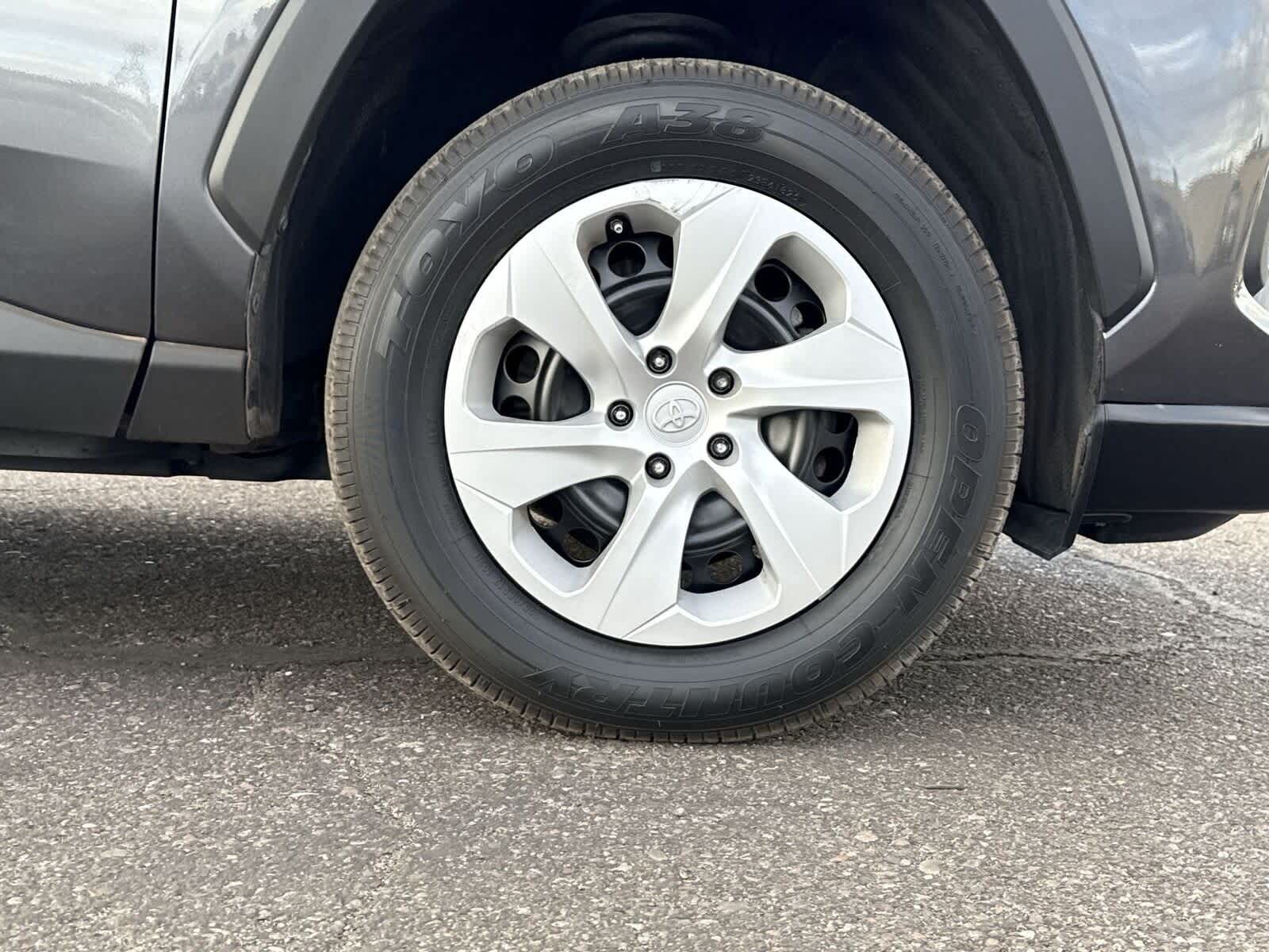 Thumbnail: 2024 Toyota RAV4 - 10