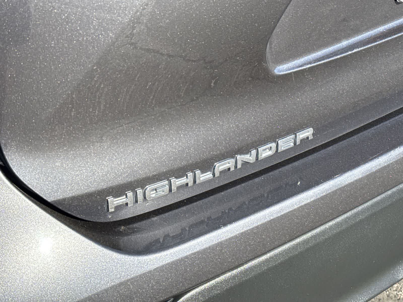 Thumbnail: 2023 Toyota Highlander - 34