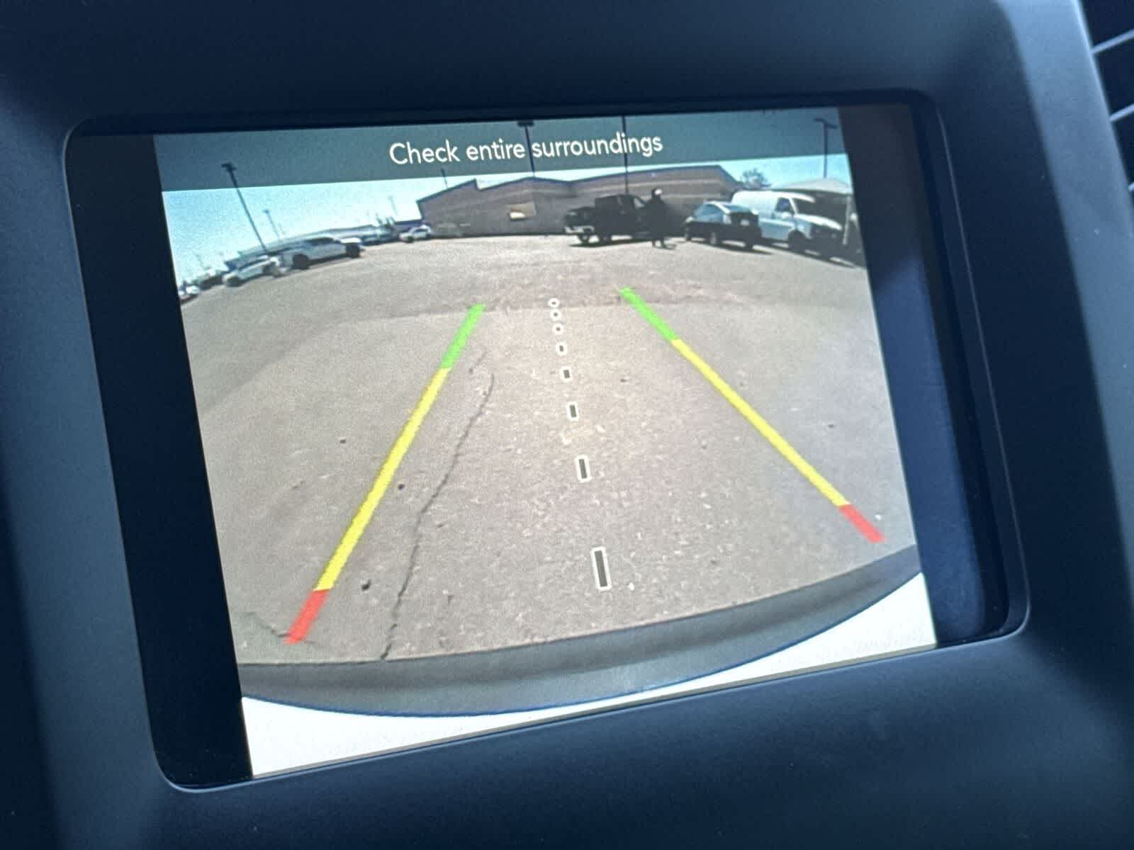 Thumbnail: 2019 Jeep Cherokee - 22