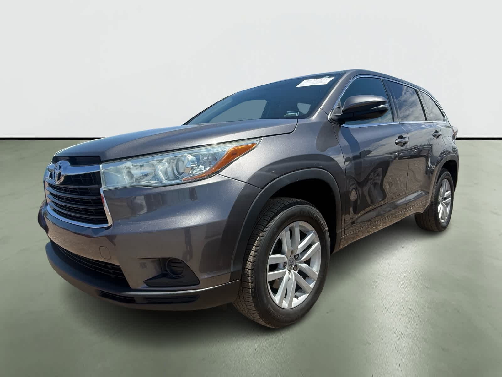 Thumbnail: 2015 Toyota Highlander - 2