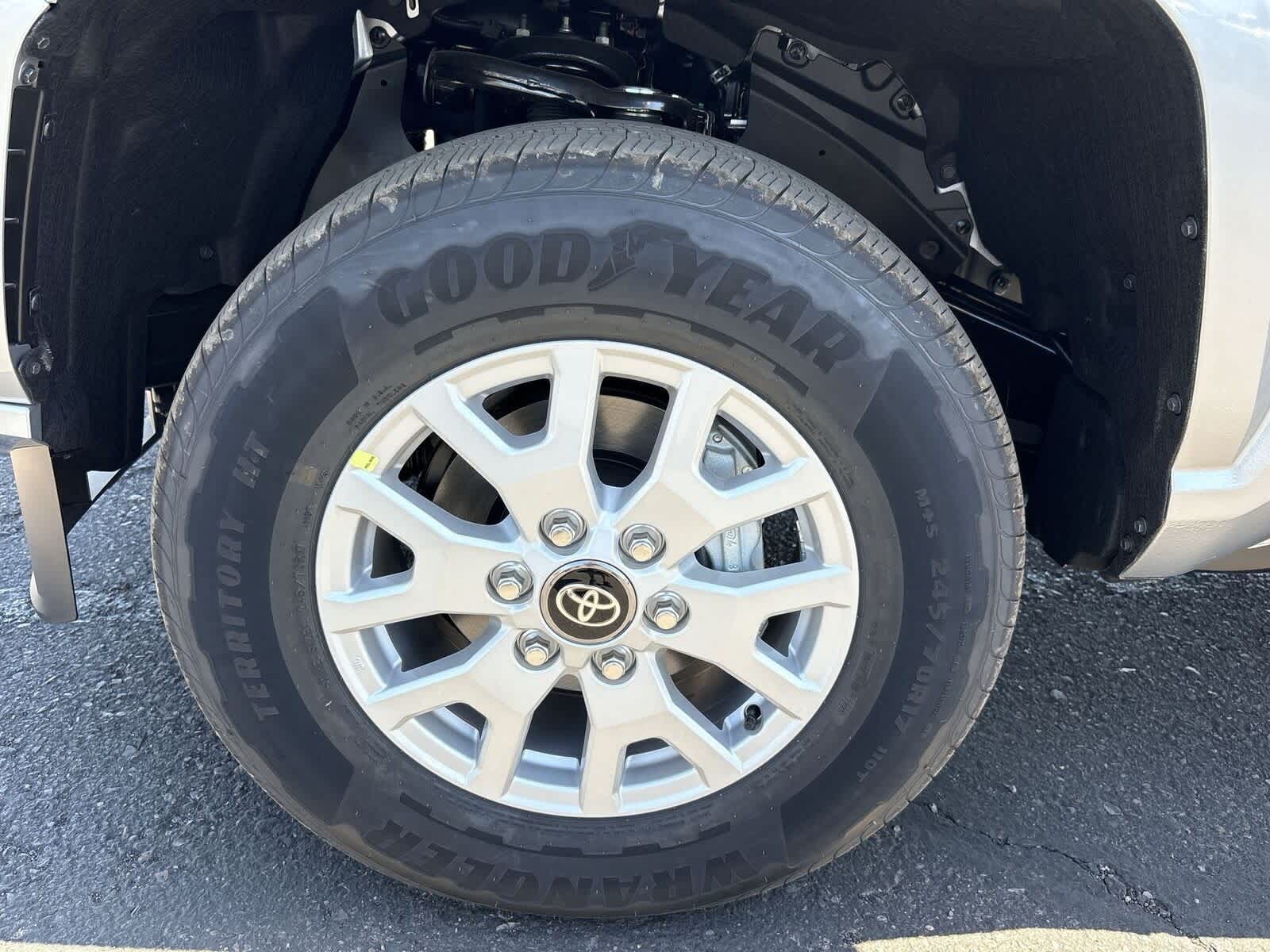 Thumbnail: 2025 Toyota Tacoma - 10