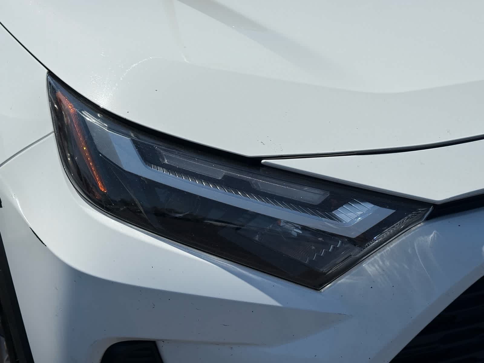 Thumbnail: 2022 Toyota RAV4 - 19