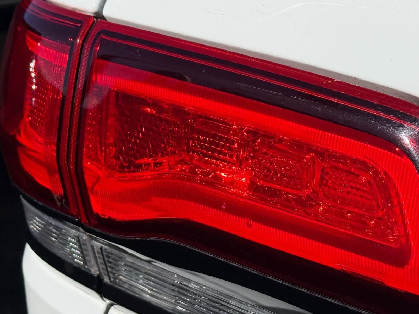 Thumbnail: 2019 Jeep Grand Cherokee - 10