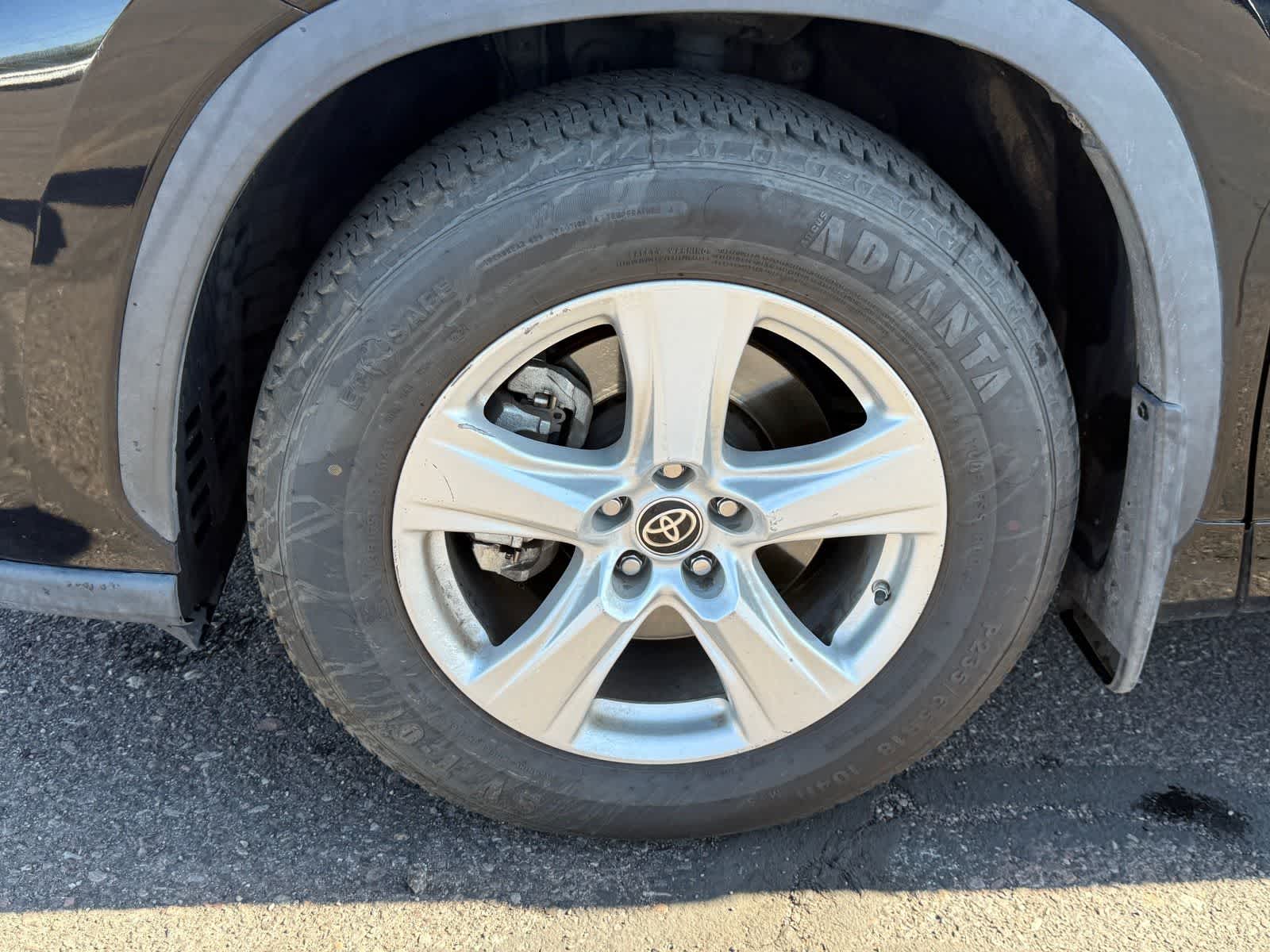 Thumbnail: 2022 Toyota Highlander - 6