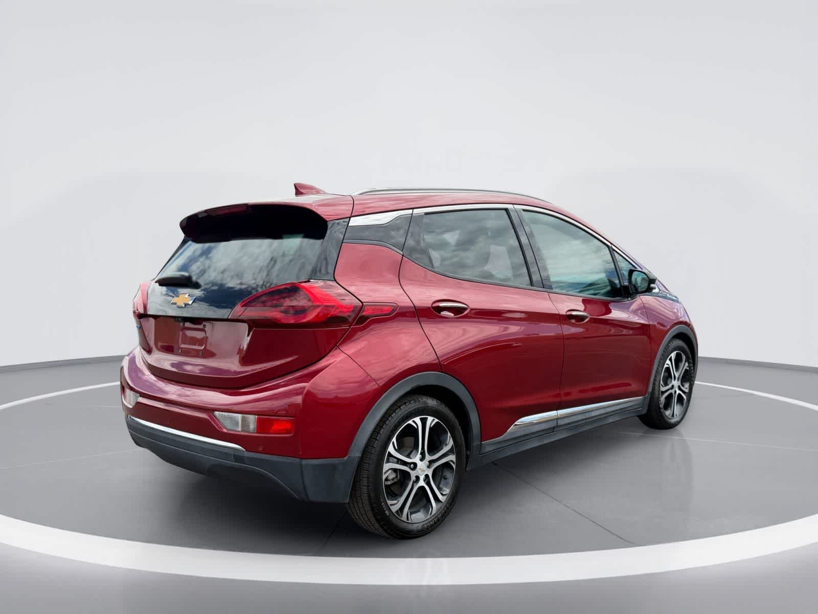 Thumbnail: 2017 Chevrolet Bolt EV - 4