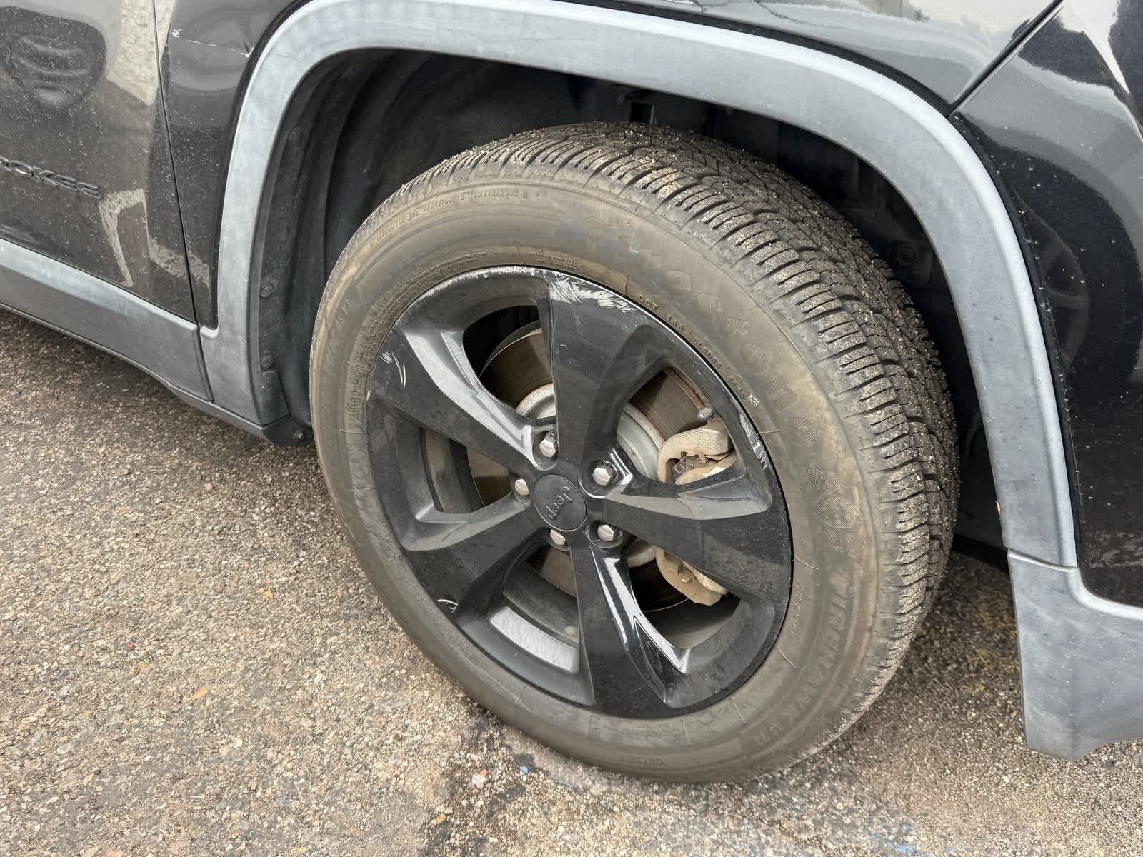 Thumbnail: 2016 Jeep Cherokee - 6