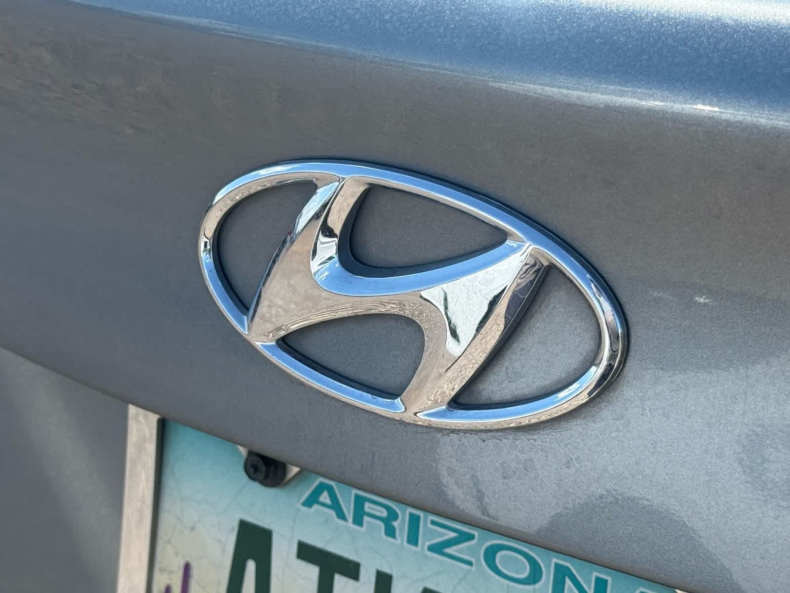 Thumbnail: 2016 Hyundai Elantra - 14