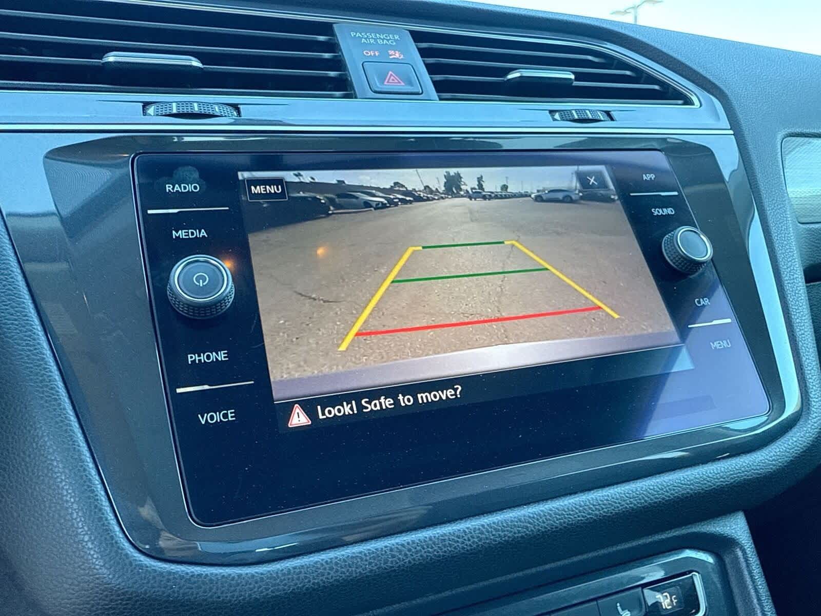 Thumbnail: 2020 Volkswagen Tiguan - 21