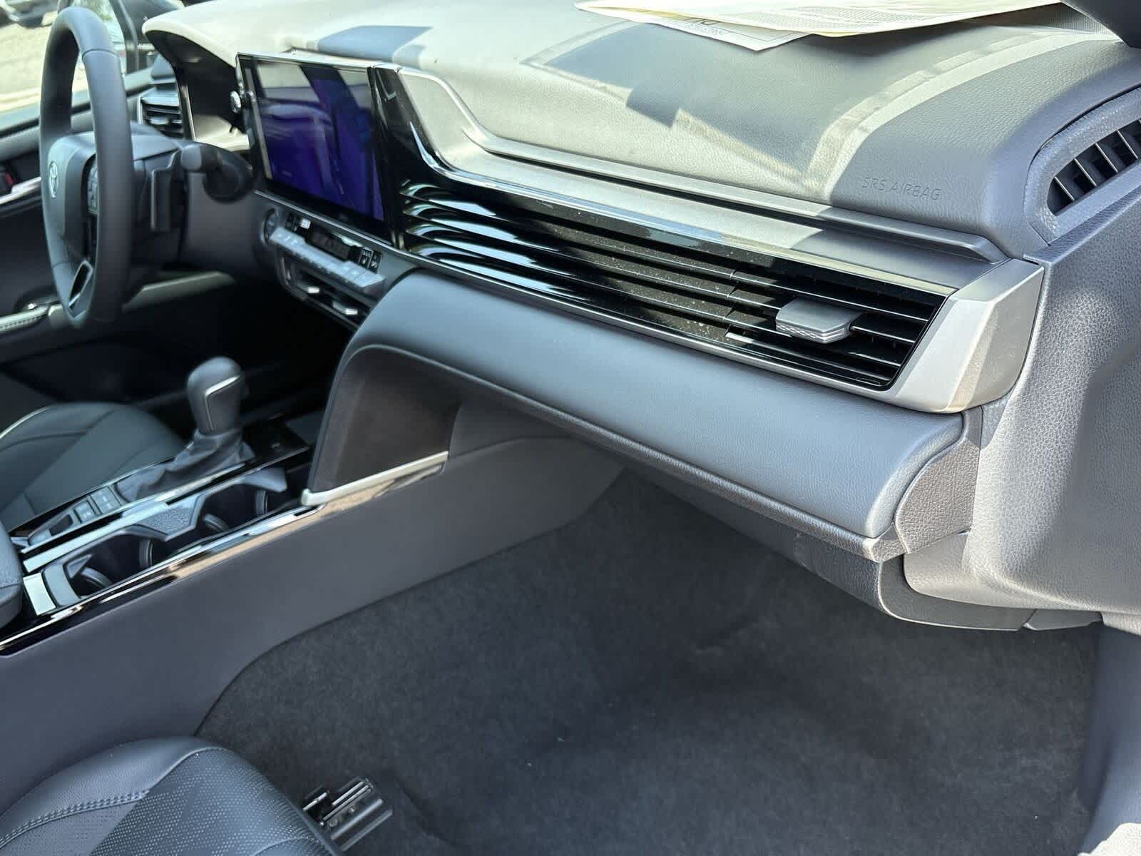 Thumbnail: 2025 Toyota Camry - 11