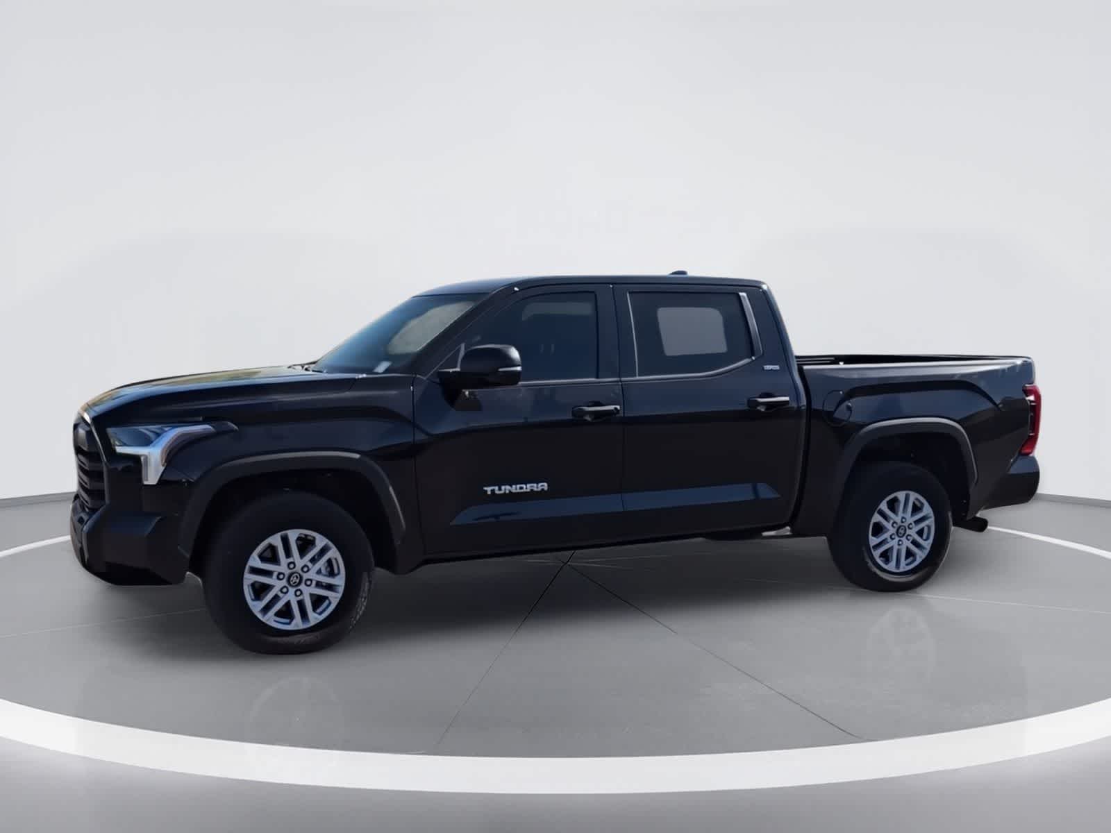 Thumbnail: 2025 Toyota Tundra - 3