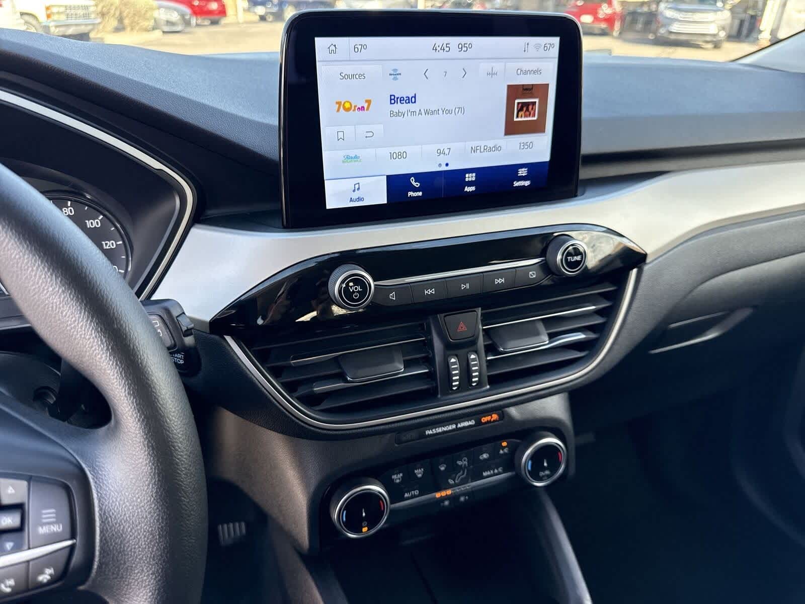 Thumbnail: 2022 Ford Escape - 19