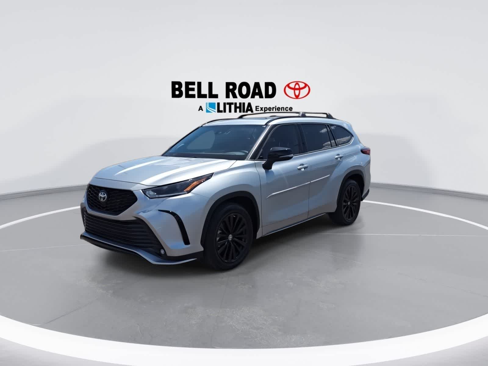 Thumbnail: 2023 Toyota Highlander - 4