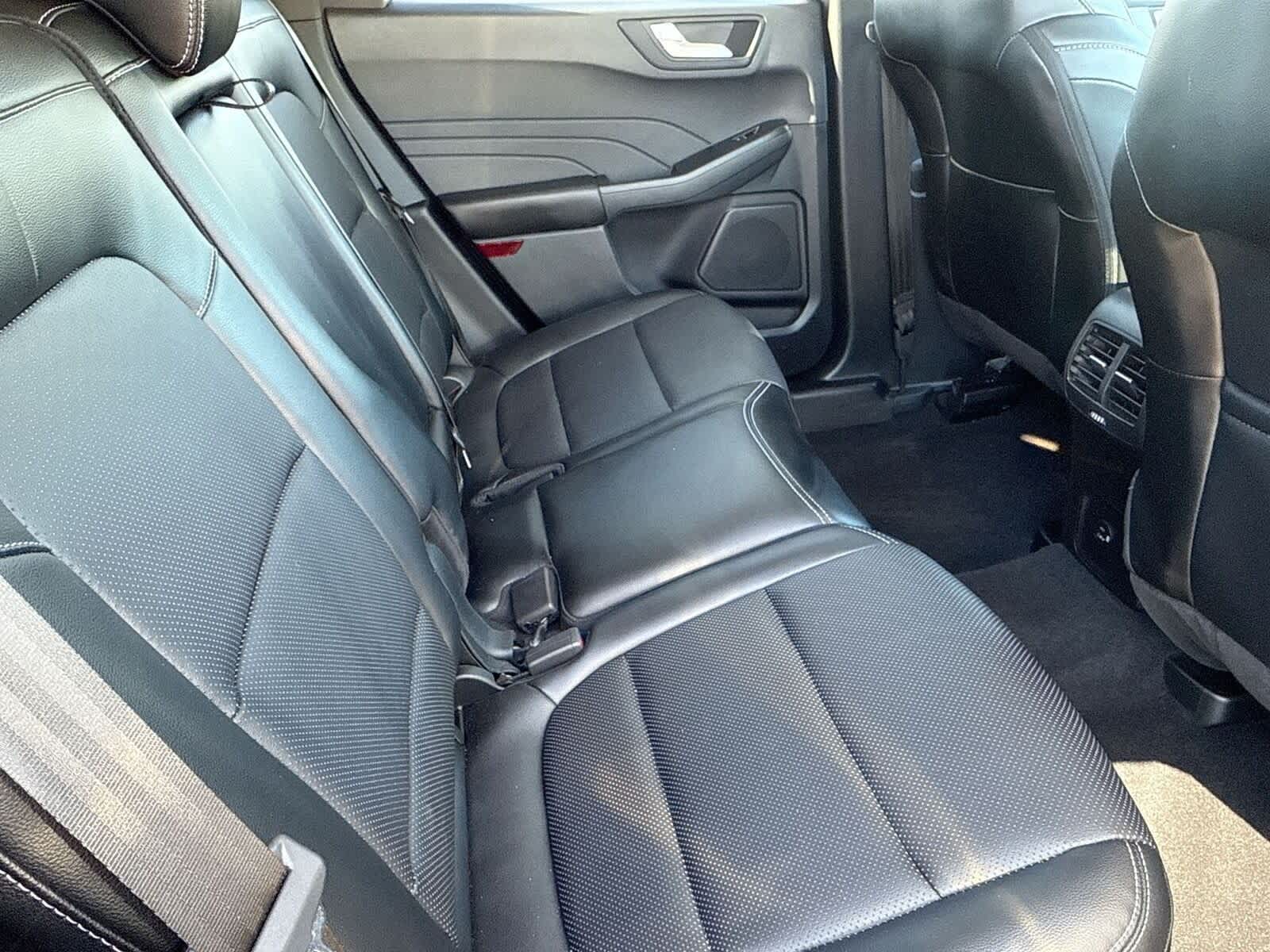 Thumbnail: 2022 Ford Escape - 13