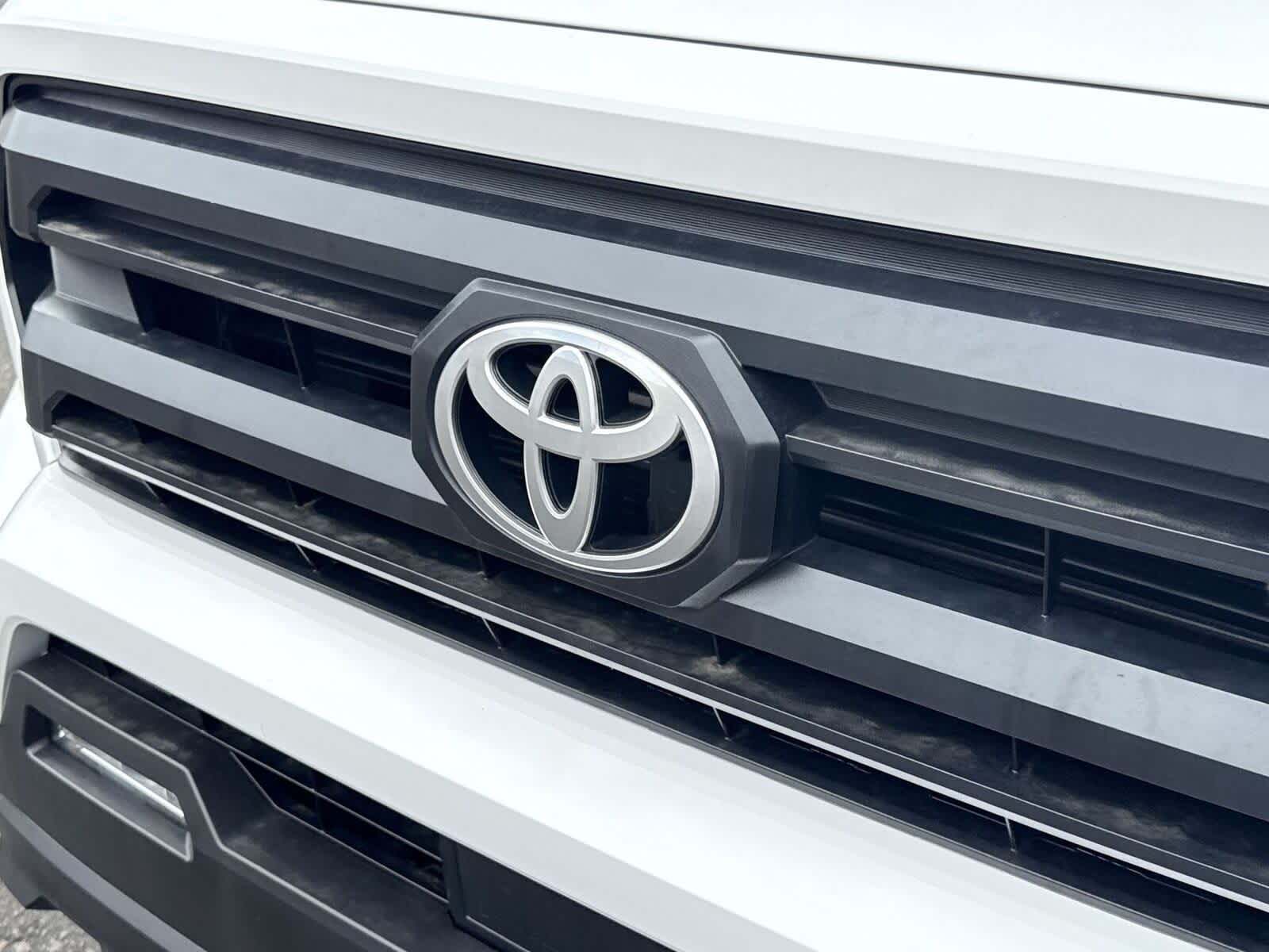 Thumbnail: 2024 Toyota Tacoma - 32