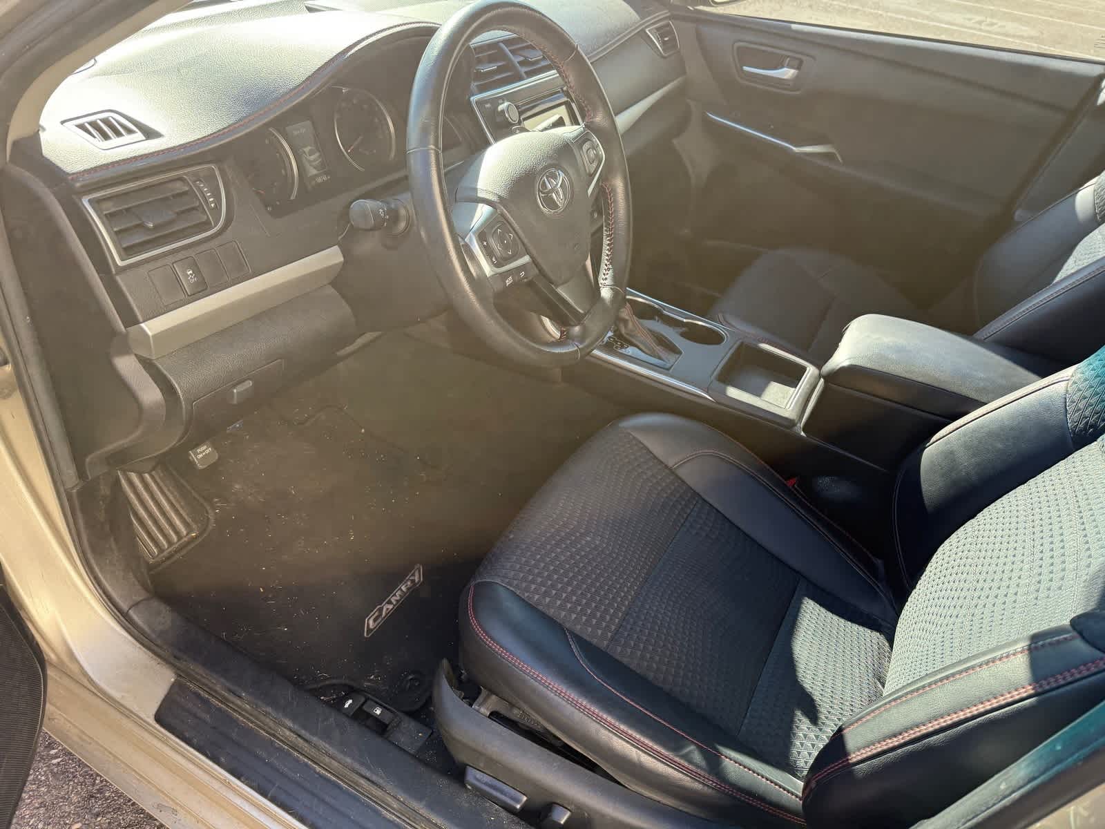 Thumbnail: 2015 Toyota Camry - 13