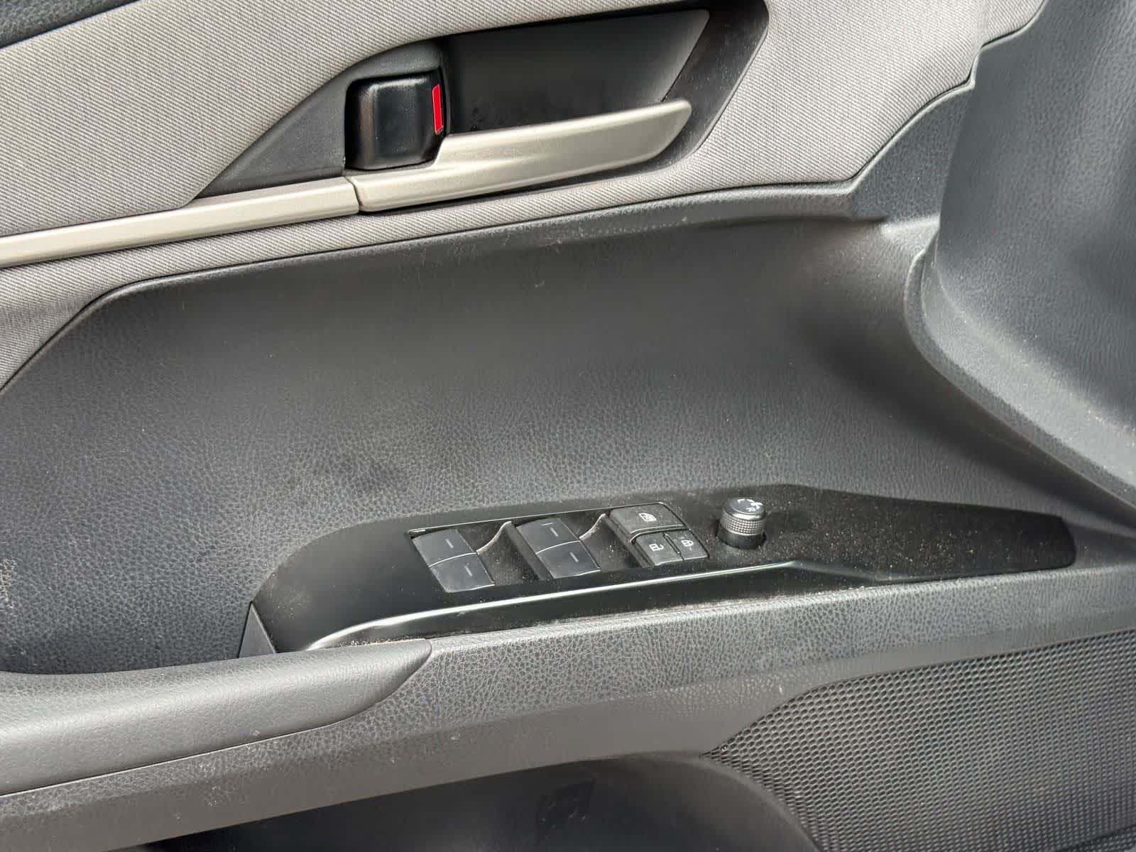 Thumbnail: 2025 Toyota Camry - 15