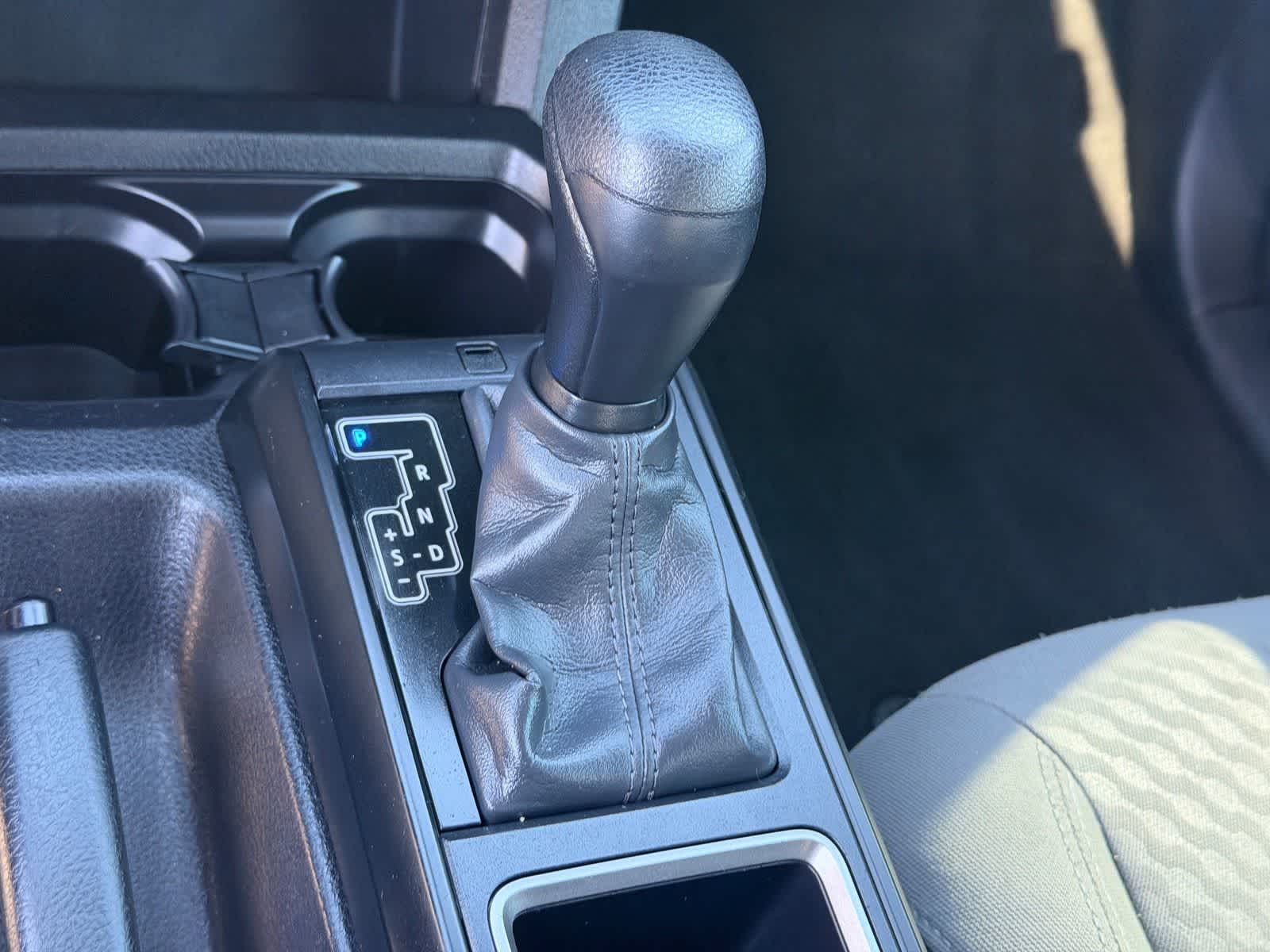 Thumbnail: 2023 Toyota Tacoma - 25