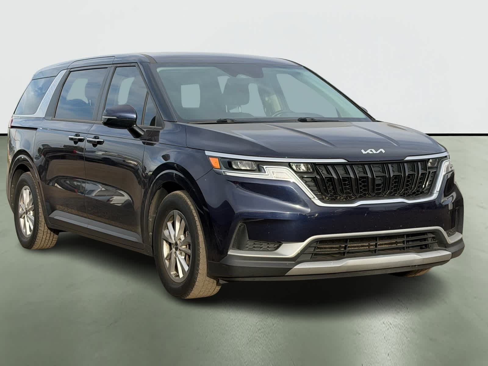 Thumbnail: 2022 Kia Carnival - 5