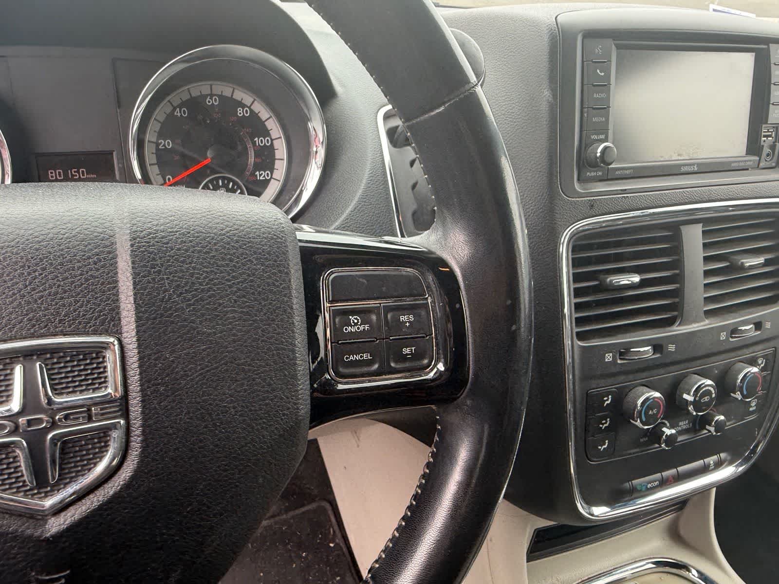 Thumbnail: 2019 Dodge Grand Caravan - 15