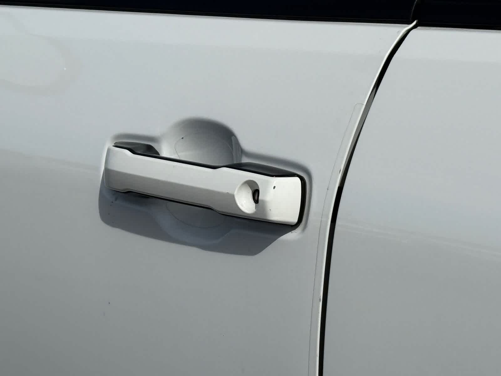 Thumbnail: 2024 Toyota Tacoma - 16