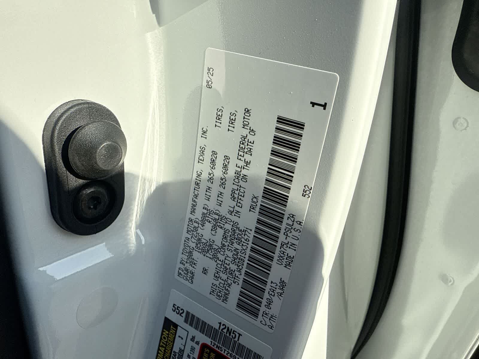 Thumbnail: 2025 Toyota Tundra - 31