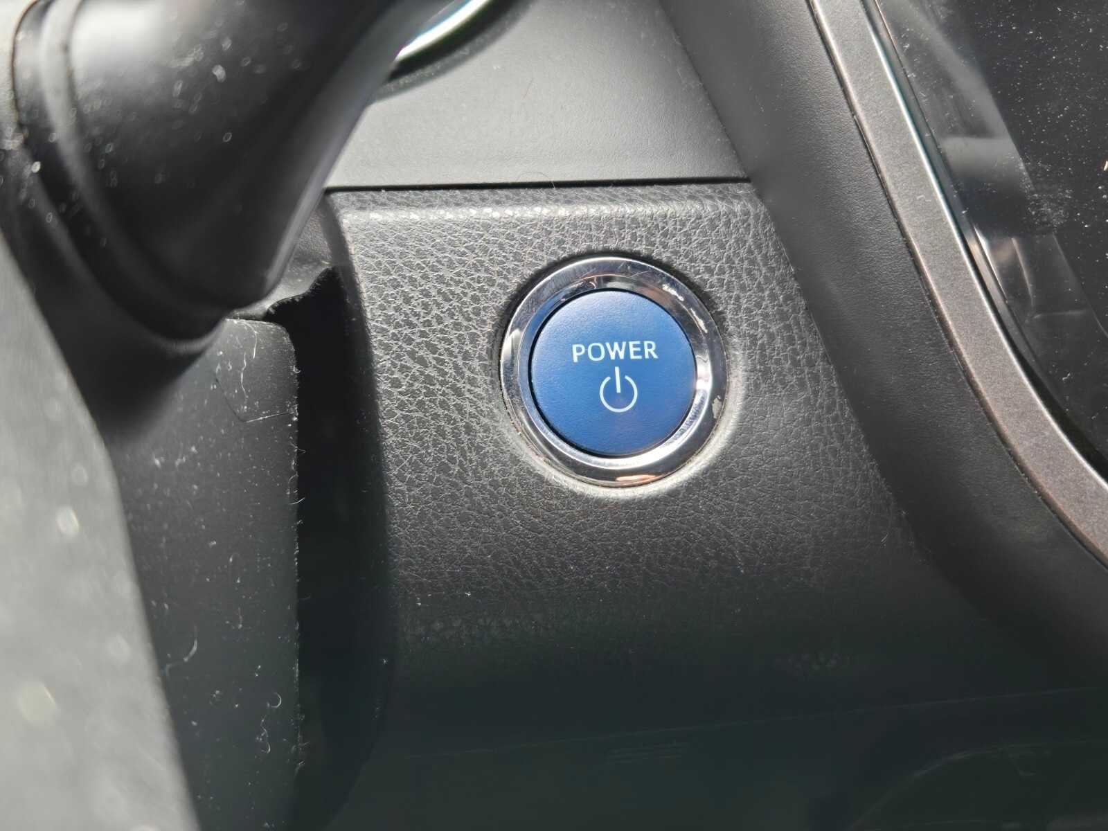 Thumbnail: 2020 Toyota Camry - 14