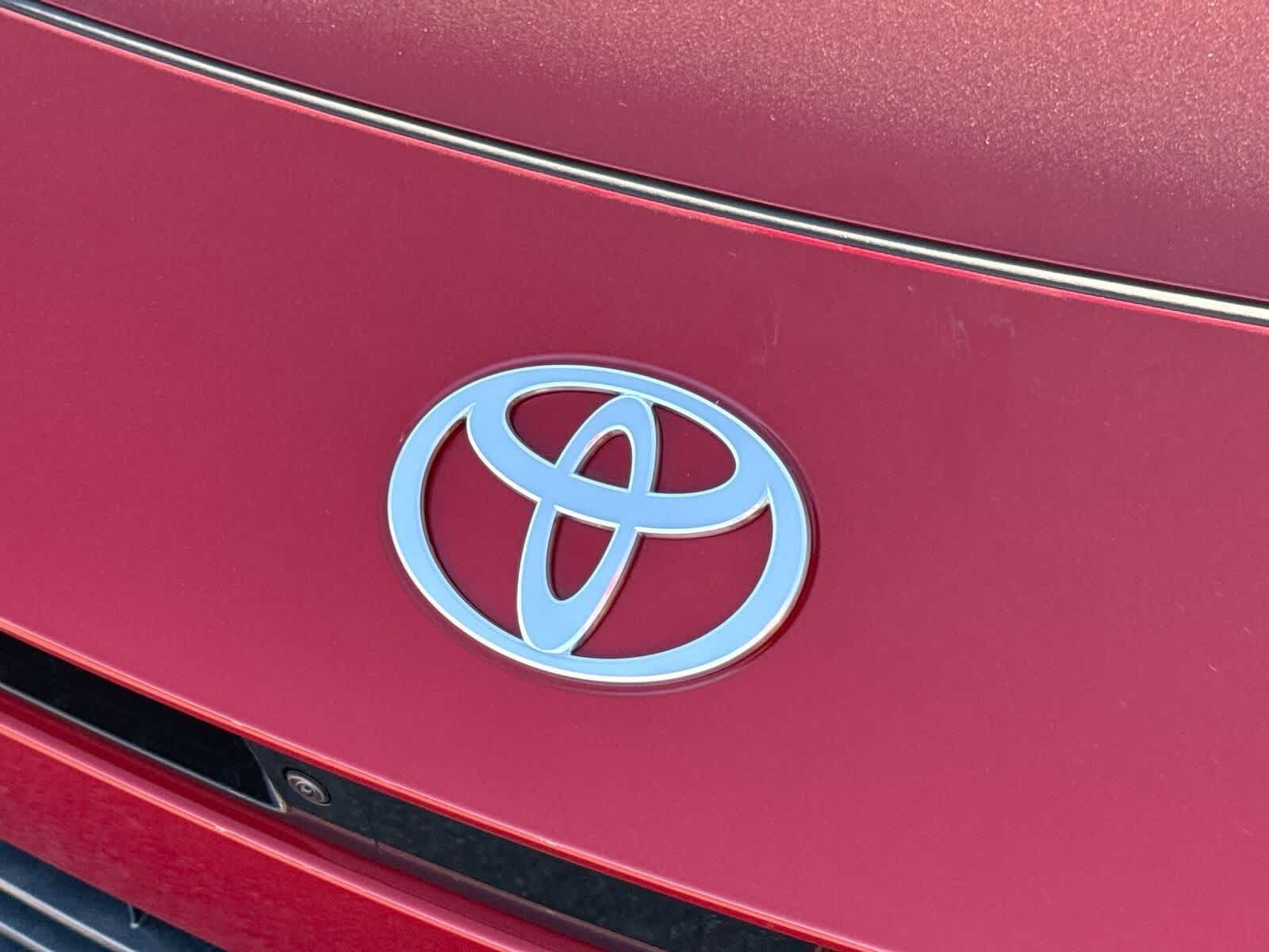 Thumbnail: 2026 Toyota Camry - 32