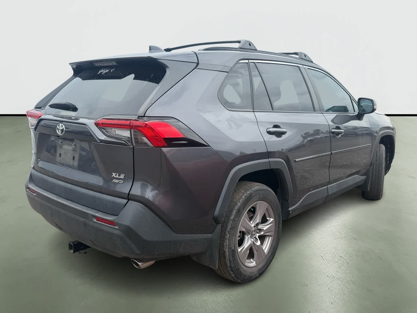 Thumbnail: 2022 Toyota RAV4 - 4
