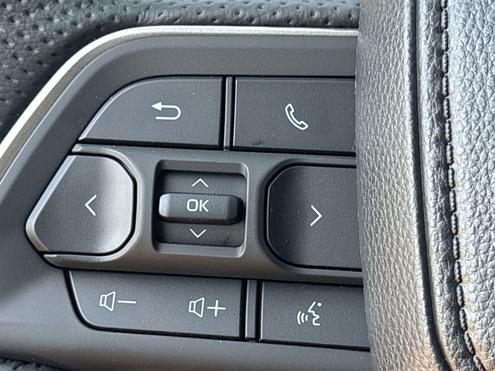 Thumbnail: 2025 Toyota Tacoma - 28