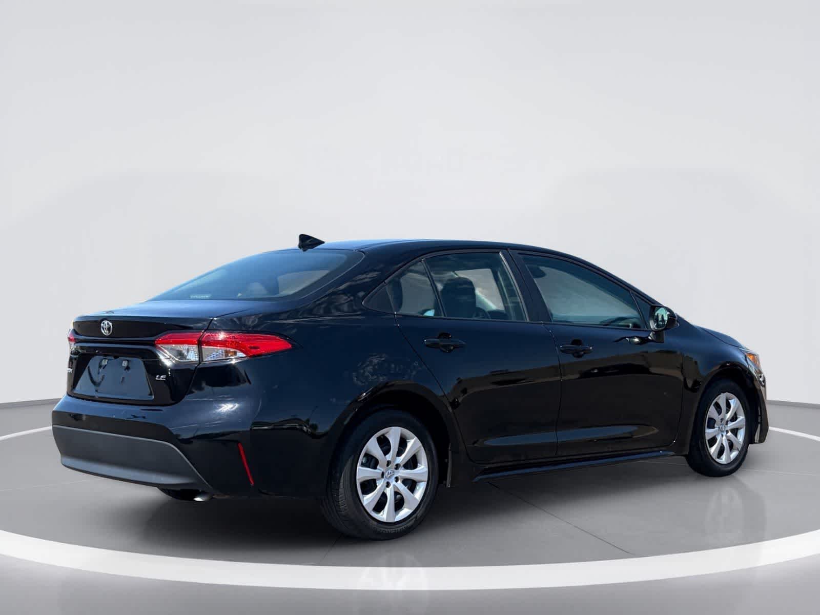 Thumbnail: 2024 Toyota Corolla - 4