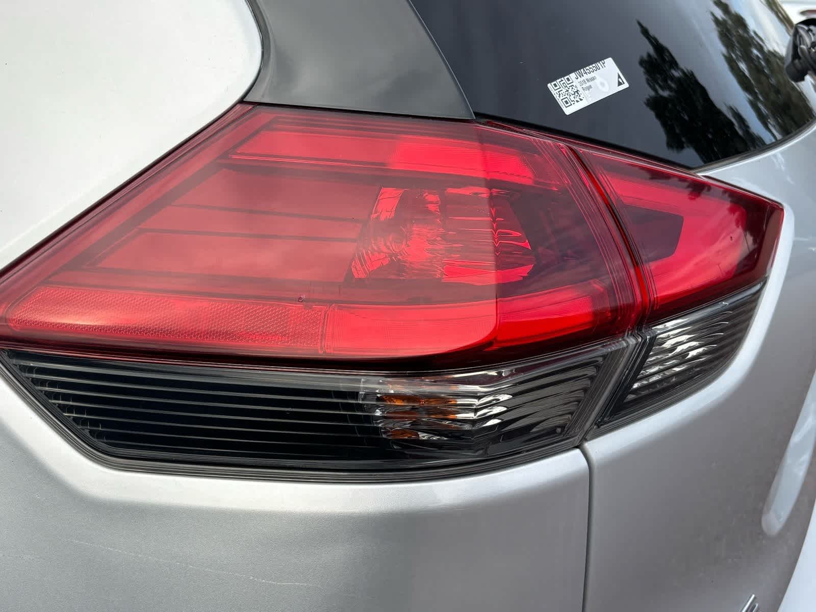 Thumbnail: 2018 Nissan Rogue - 18