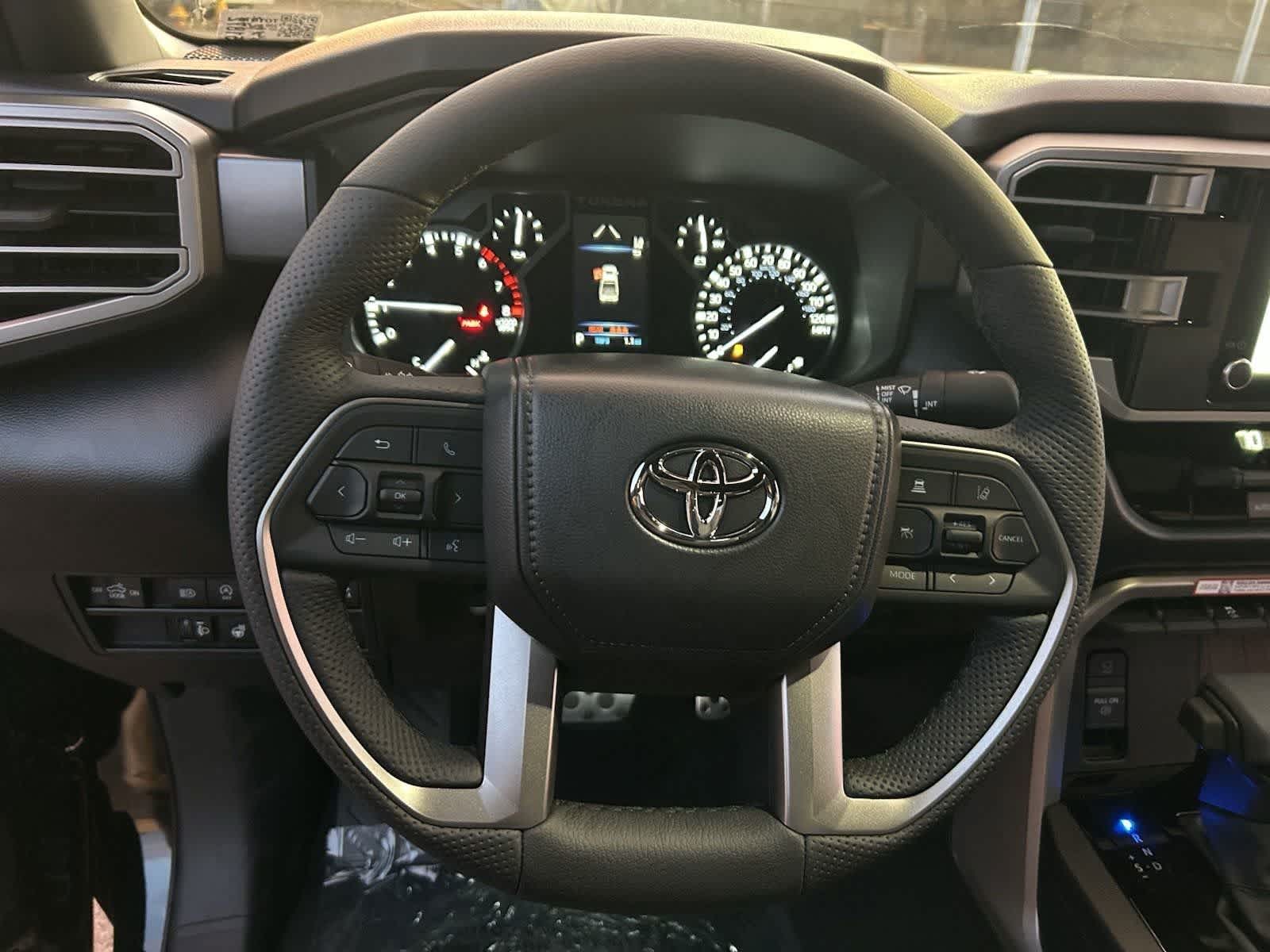 Thumbnail: 2025 Toyota Tundra - 15