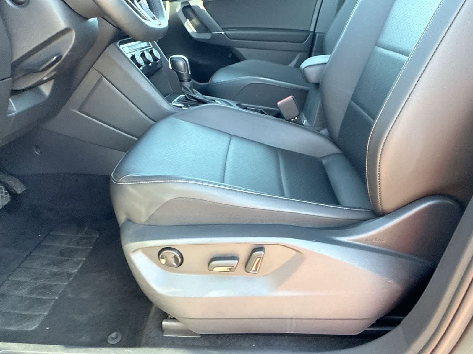 Thumbnail: 2020 Volkswagen Tiguan - 18