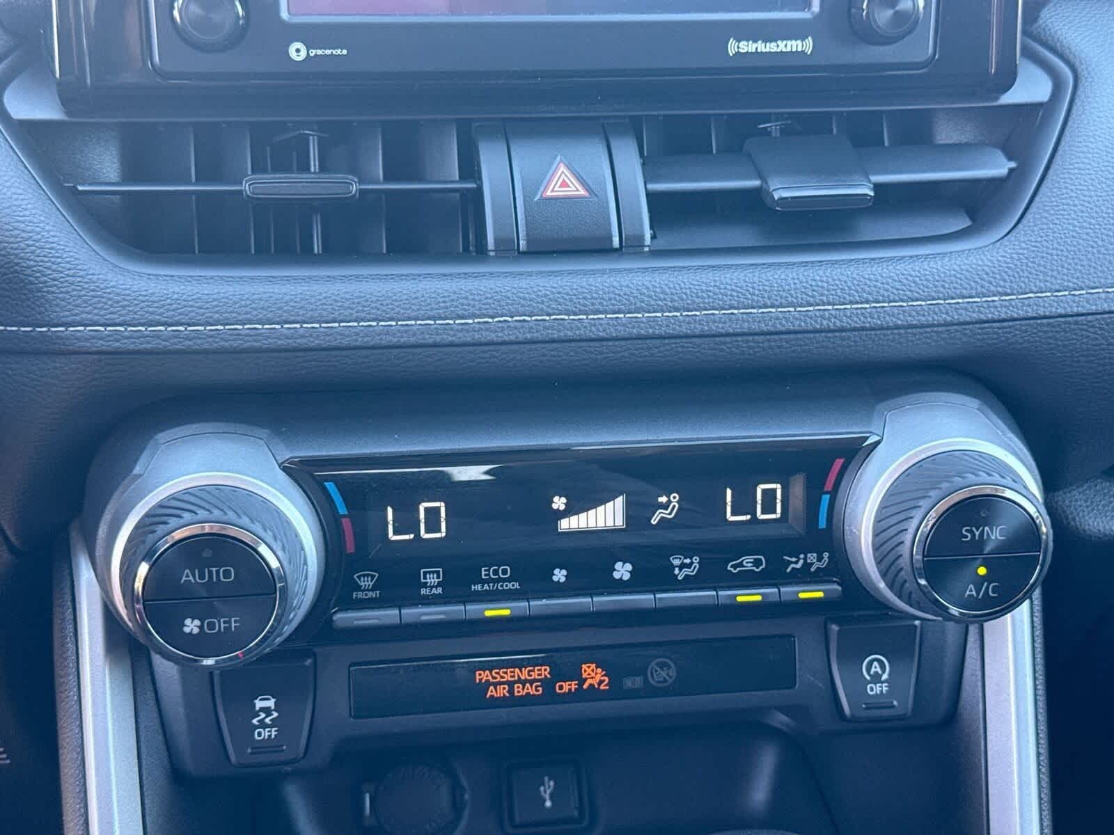 Thumbnail: 2022 Toyota RAV4 - 22