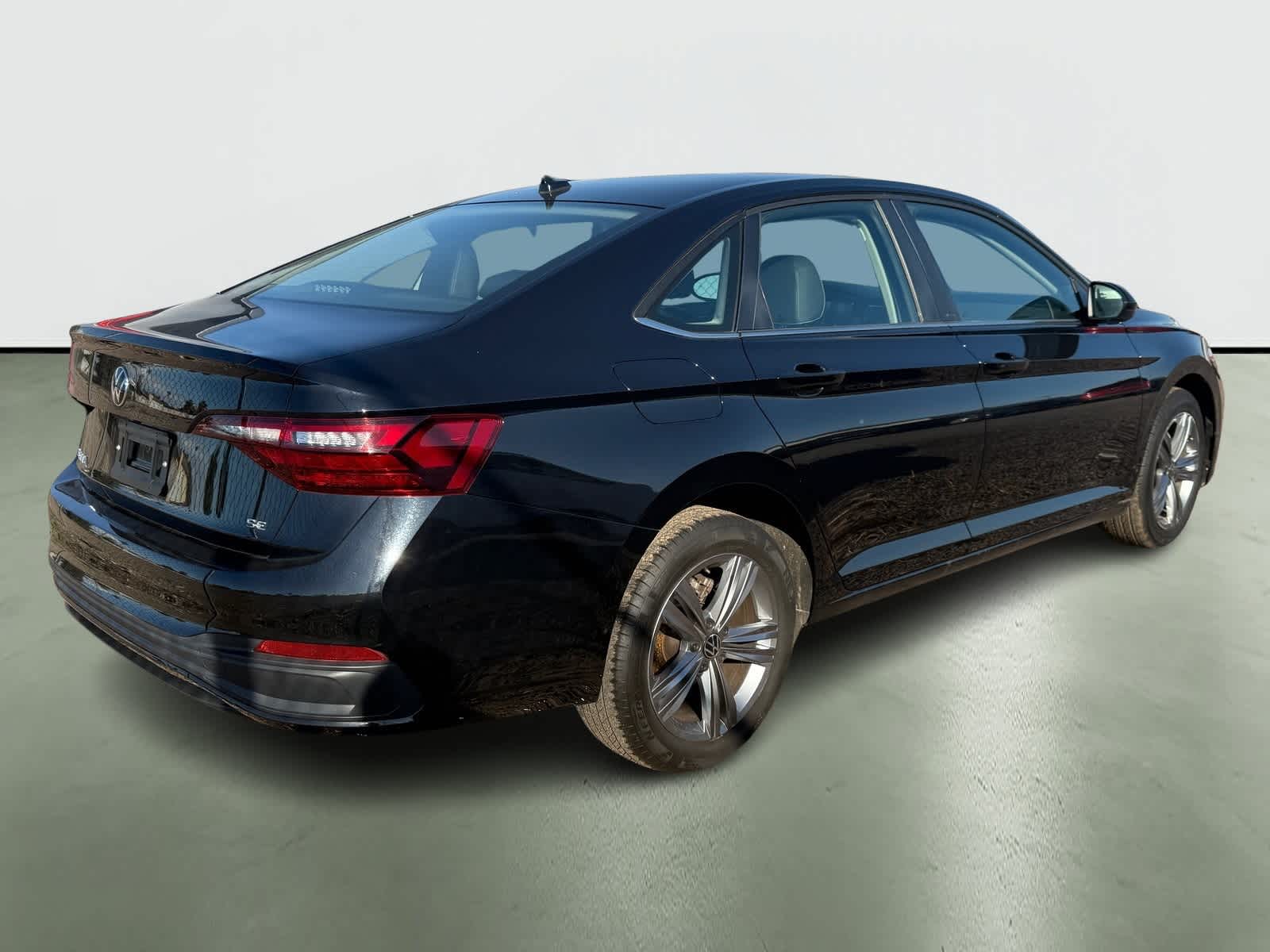 Thumbnail: 2024 Volkswagen Jetta - 4