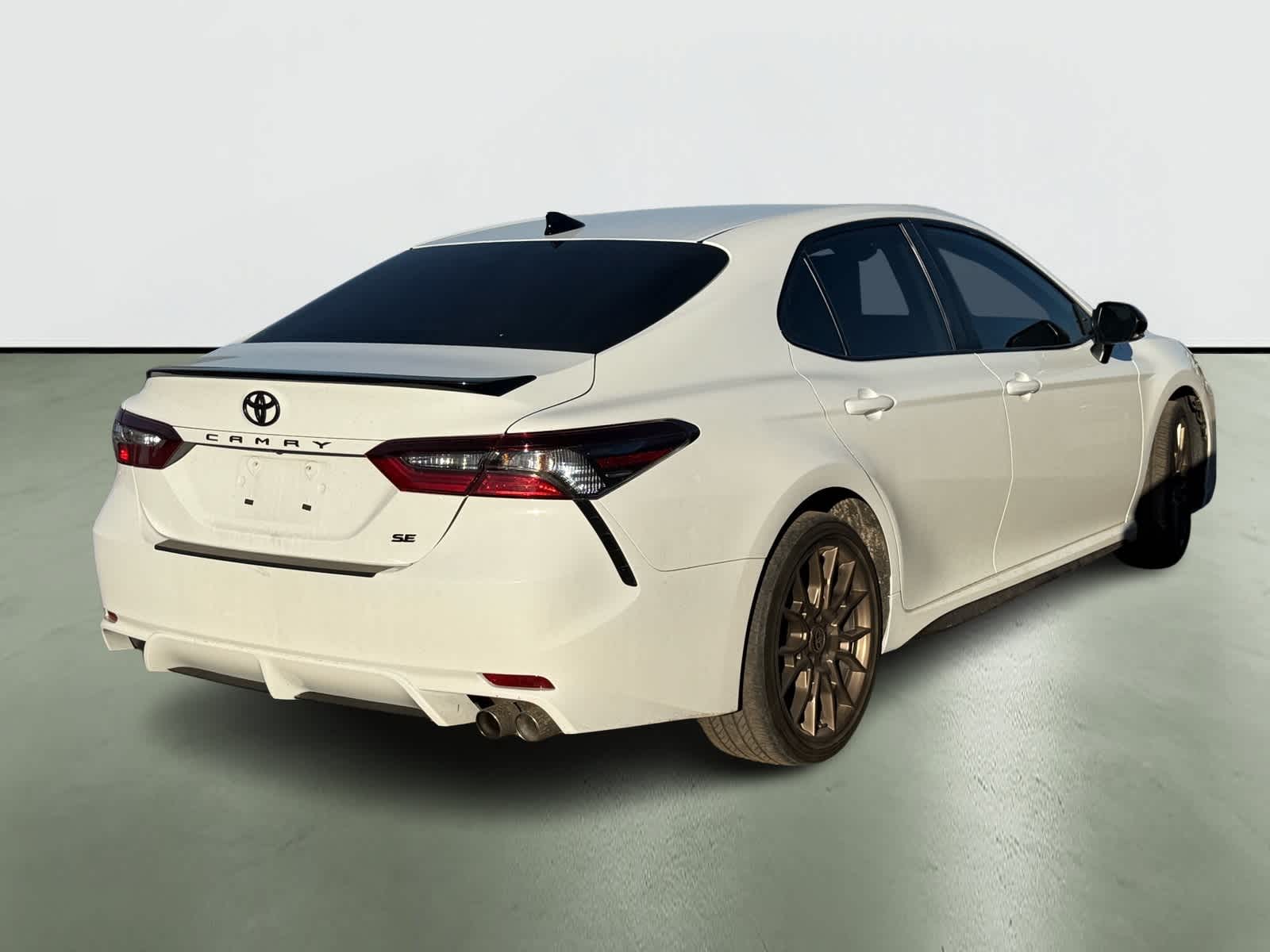 2023 Toyota Camry SE 4