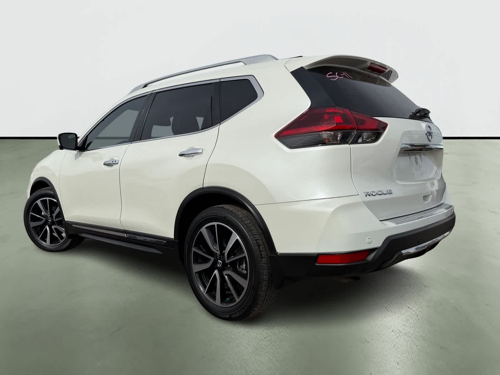 Thumbnail: 2019 Nissan Rogue - 2