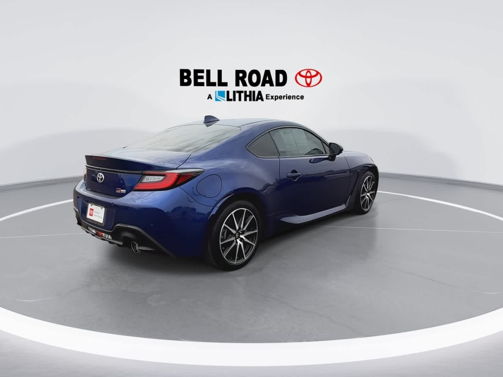 Thumbnail: 2025 Toyota GR86 - 8