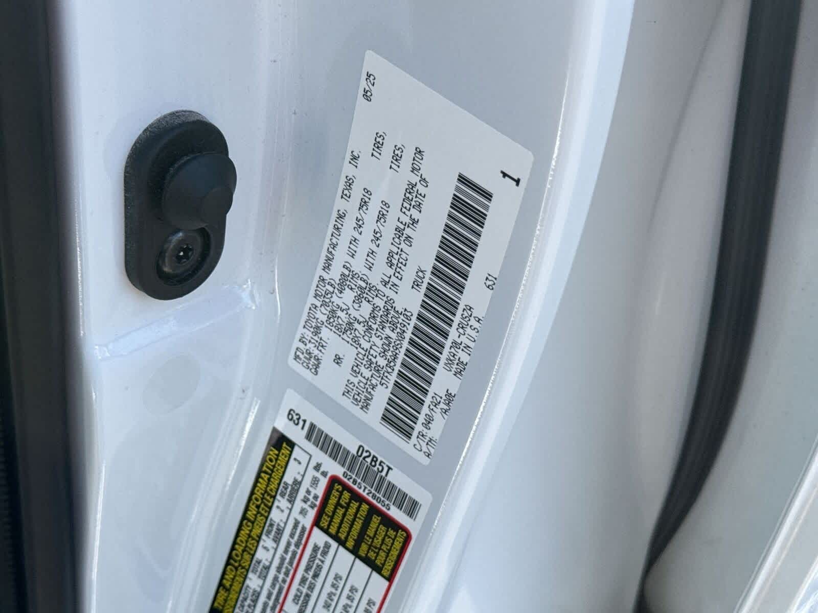 Thumbnail: 2025 Toyota Tundra - 32